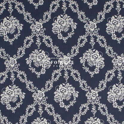 Liberty of London (Cotton Tana Lawn Fabric) - Garland Hampers C - FO:REST Fabric 布恩堂Liberty fabrictana lawnjapanese fabricykk zipper
