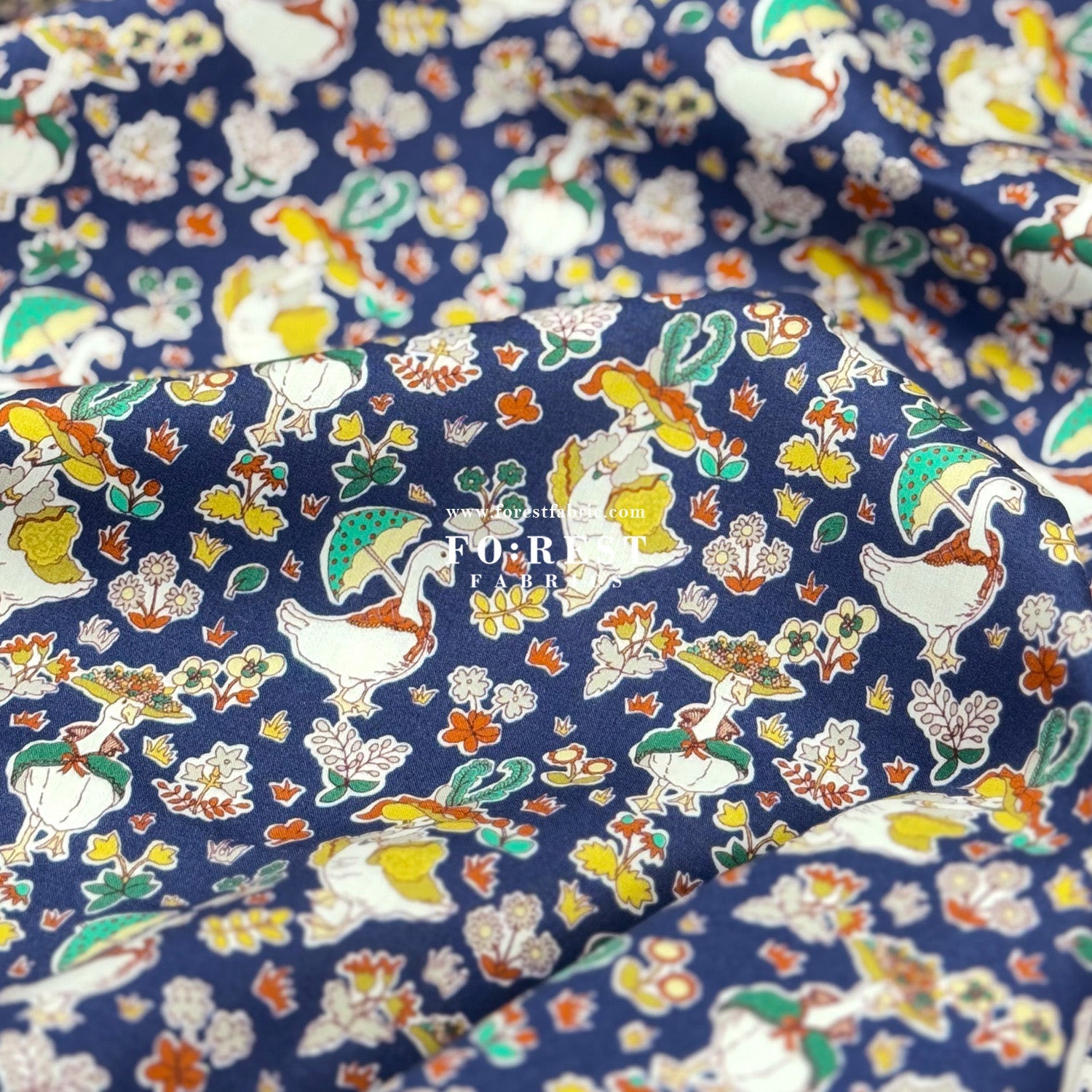 Liberty of London (Cotton Tana Lawn Fabric) - Goosey Gladrags - FO:REST Fabric 布恩堂Liberty fabrictana lawnjapanese fabricykk zipper