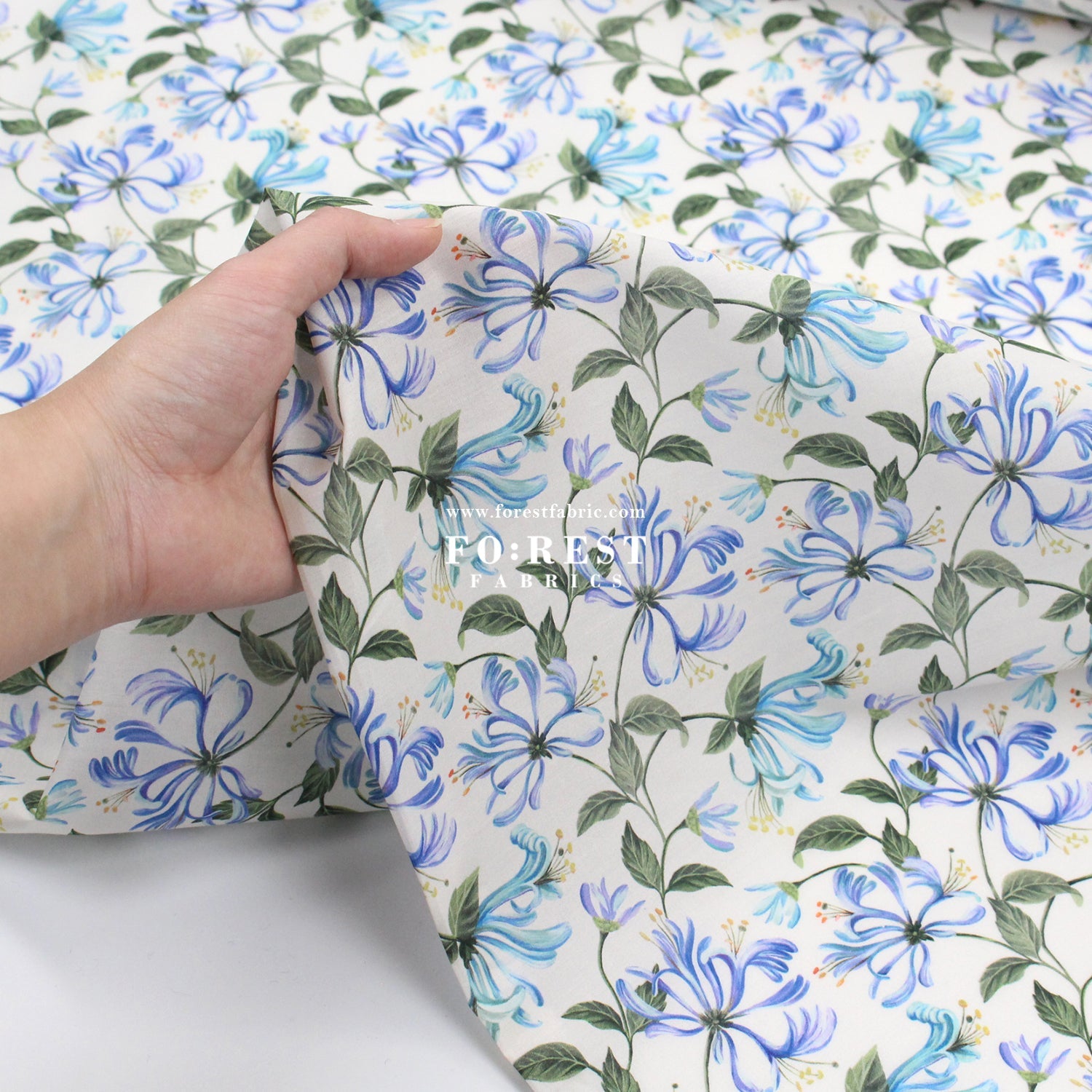 Liberty of London (Cotton Tana Lawn Fabric) - Honeysuckle Dance C - FO:REST Fabric 布恩堂Liberty fabrictana lawnjapanese fabricykk zipper