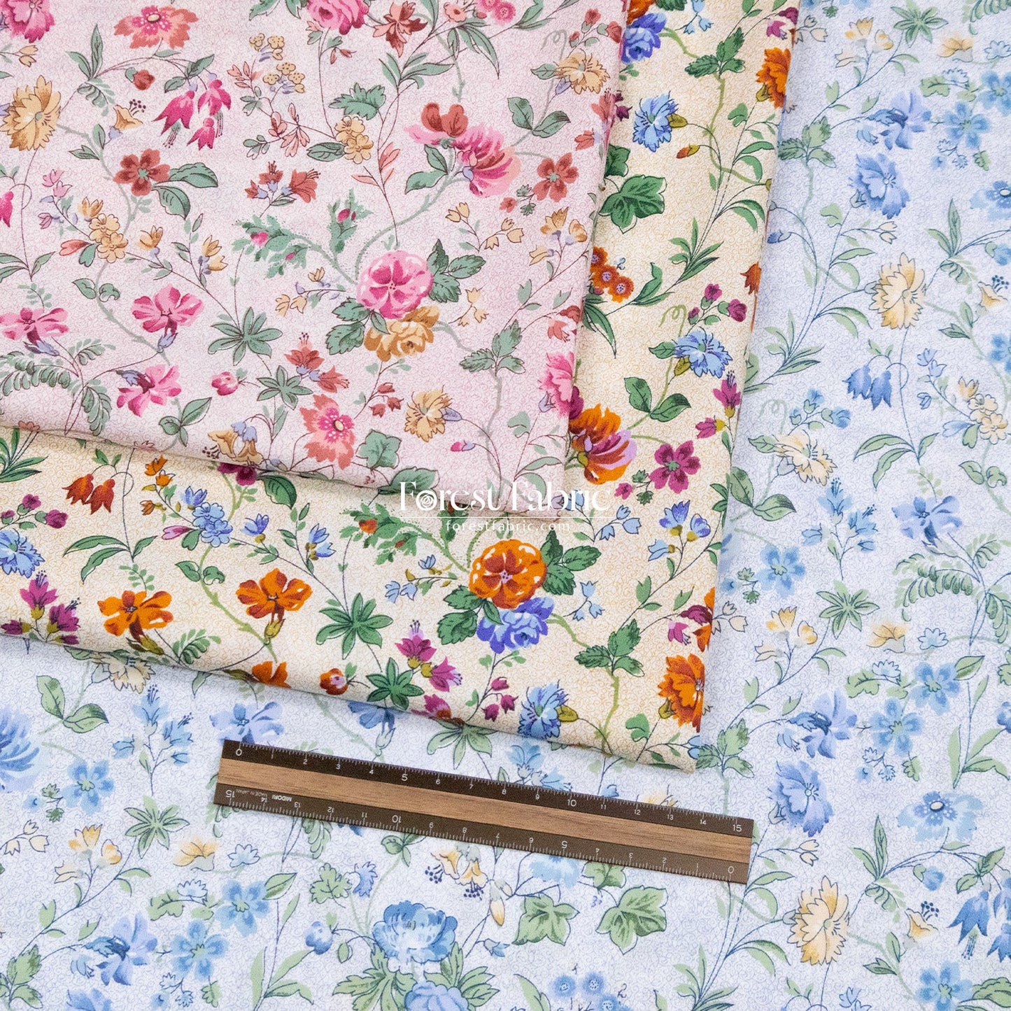 Liberty of London (Cotton Tana Lawn Fabric) - Isolde - FO:REST Fabric 布恩堂Liberty fabrictana lawnjapanese fabricykk zipper