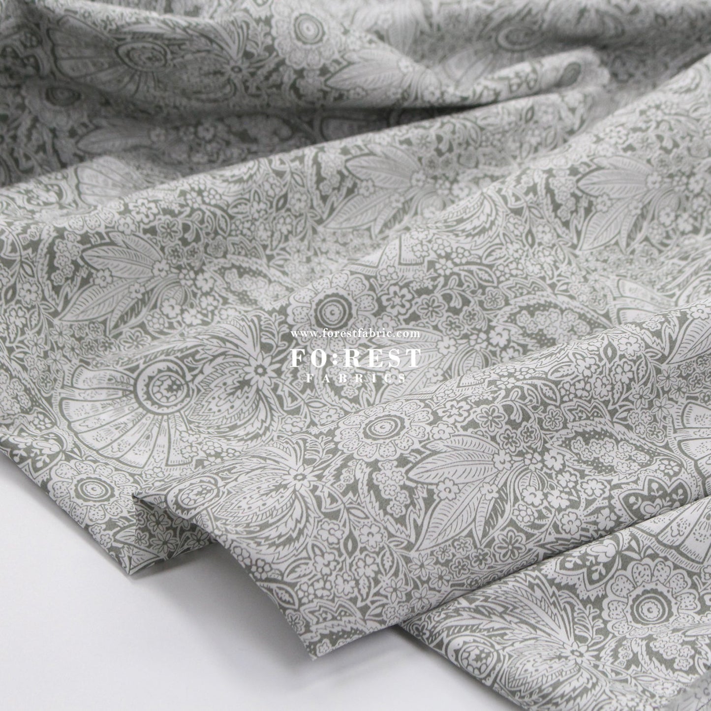 Liberty of London (Cotton Tana Lawn Fabric) - Jungle of Dreams B - FO:REST Fabric 布恩堂Liberty fabrictana lawnjapanese fabricykk zipper