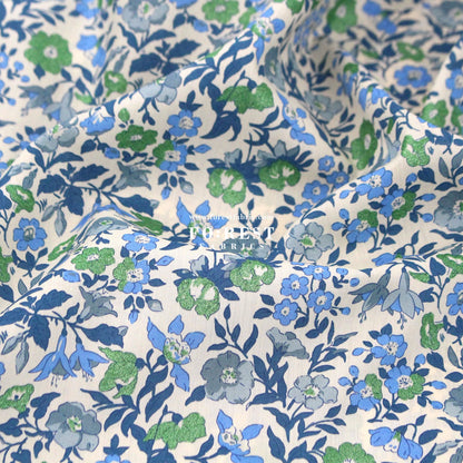 Liberty of London (Cotton Tana Lawn Fabric) - Mamie - FO:REST Fabric 布恩堂Liberty fabrictana lawnjapanese fabricykk zipper