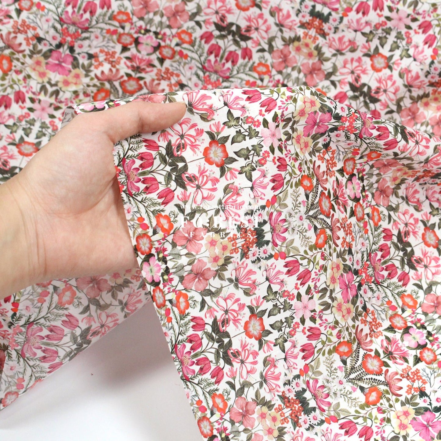 Liberty of London (Cotton Tana Lawn Fabric) - Mary Patricia A - FO:REST Fabric 布恩堂Liberty fabrictana lawnjapanese fabricykk zipper
