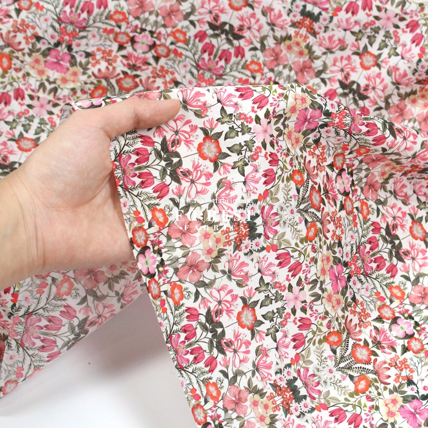 Liberty of London (Cotton Tana Lawn Fabric) - Mary Patricia A - FO:REST Fabric 布恩堂Liberty fabrictana lawnjapanese fabricykk zipper
