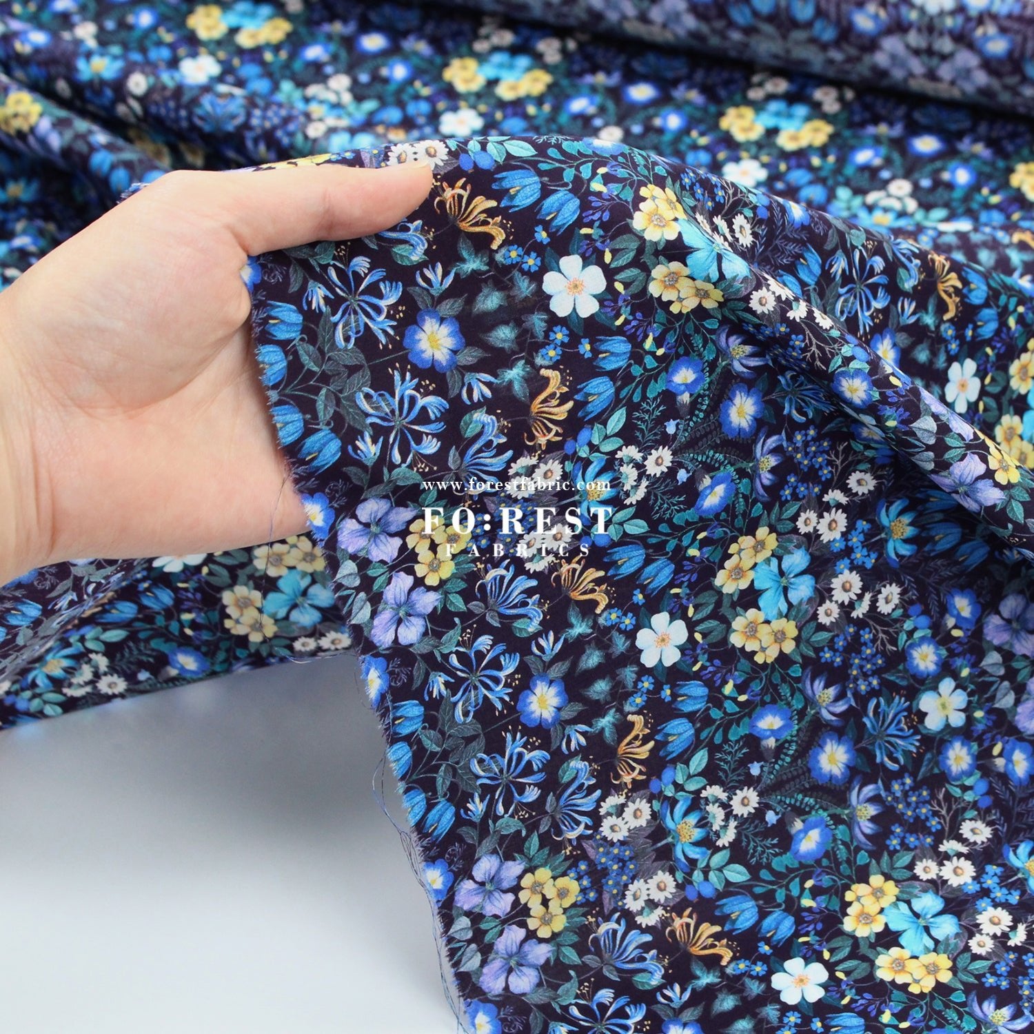 Liberty of London (Cotton Tana Lawn Fabric) - Mary Patricia B - FO:REST Fabric 布恩堂Liberty fabrictana lawnjapanese fabricykk zipper