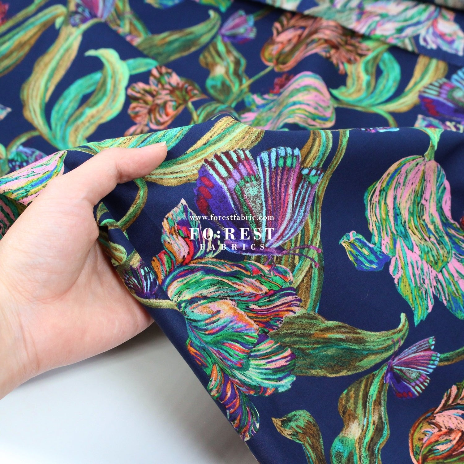 Liberty of London (Cotton Tana Lawn Fabric) - Midnight Sketch B - FO:REST Fabric 布恩堂Liberty fabrictana lawnjapanese fabricykk zipper