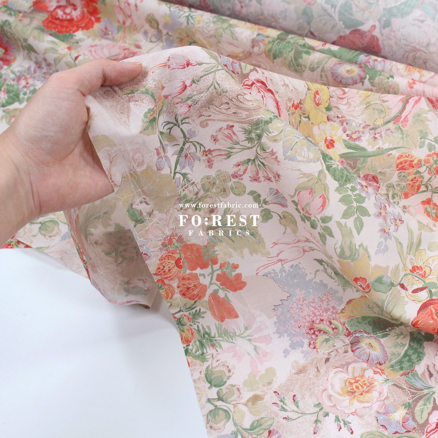Liberty of London (Cotton Tana Lawn Fabric) - Parchment Petals A - FO:REST Fabric 布恩堂Liberty fabrictana lawnjapanese fabricykk zipper