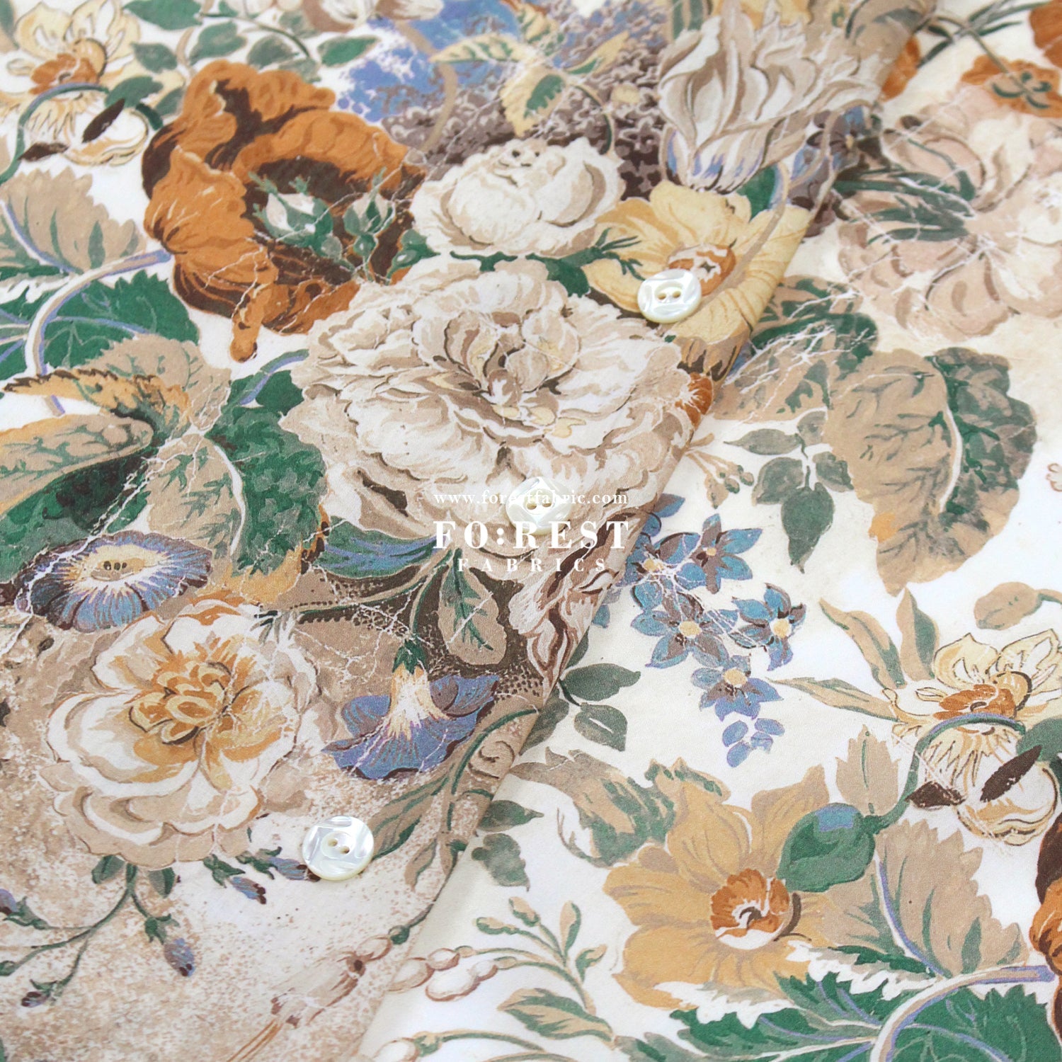 Liberty of London (Cotton Tana Lawn Fabric) - Parchment Petals C - FO:REST Fabric 布恩堂Liberty fabrictana lawnjapanese fabricykk zipper