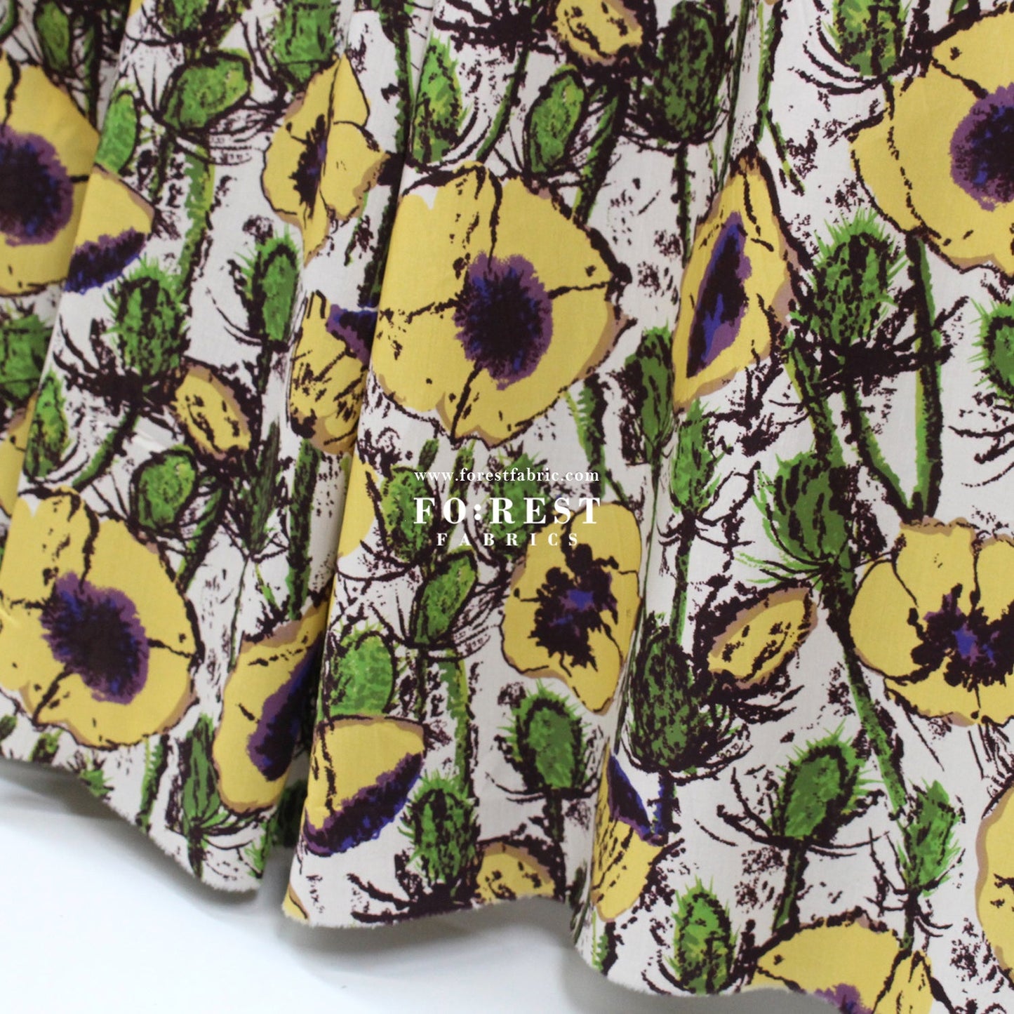 Liberty of London (Cotton Tana Lawn Fabric) - Poppy Junilee Green - FO:REST Fabric 布恩堂Liberty fabrictana lawnjapanese fabricykk zipper