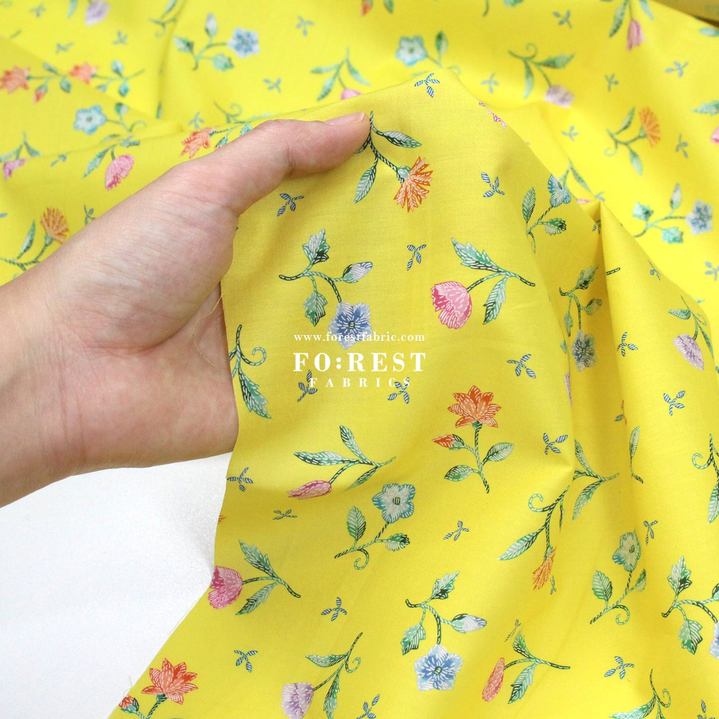 Liberty of London (Cotton Tana Lawn Fabric) - Royal Threads C - FO:REST Fabric 布恩堂Liberty fabrictana lawnjapanese fabricykk zipper