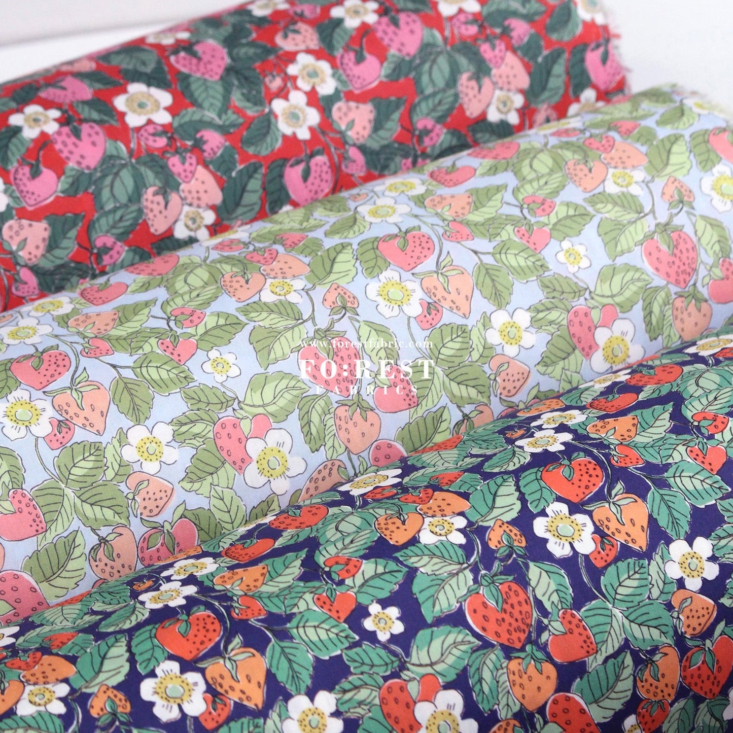 Liberty of London (Cotton Tana Lawn Fabric) - Strawberry Dream - FO:REST Fabric 布恩堂Liberty fabrictana lawnjapanese fabricykk zipper