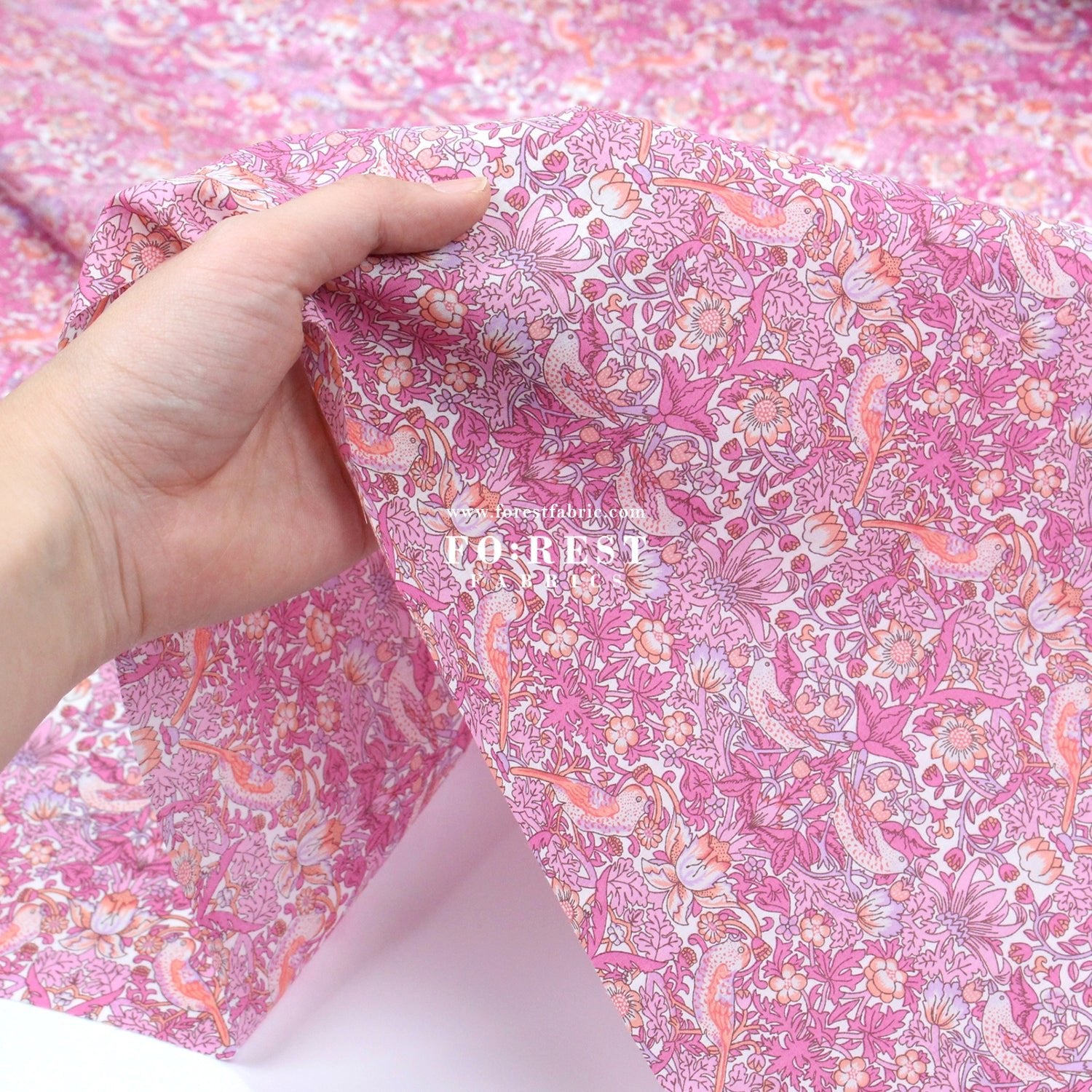 Liberty of London (Cotton Tana Lawn Fabric) - Strawberry thief spring Metalic E - FO:REST Fabric 布恩堂Liberty fabrictana lawnjapanese fabricykk zipper