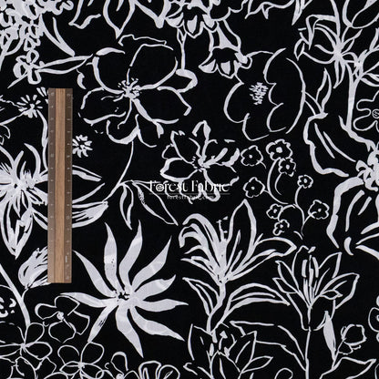 Liberty of London (Cotton Tana Lawn Fabric) - Studio Florals - FO:REST Fabric 布恩堂Liberty fabrictana lawnjapanese fabricykk zipper