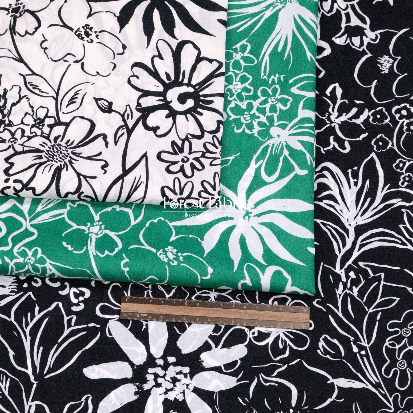Liberty of London (Cotton Tana Lawn Fabric) - Studio Florals - FO:REST Fabric 布恩堂Liberty fabrictana lawnjapanese fabricykk zipper