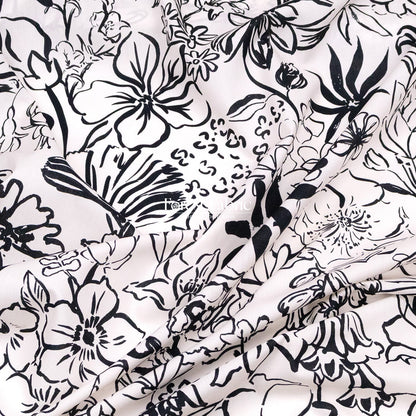 Liberty of London (Cotton Tana Lawn Fabric) - Studio Florals - FO:REST Fabric 布恩堂Liberty fabrictana lawnjapanese fabricykk zipper
