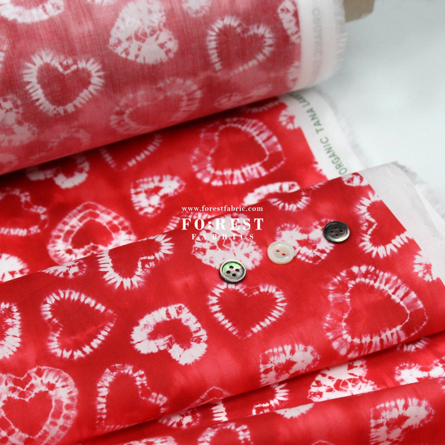 Liberty of London (Cotton Tana Lawn Fabric) - The Dye Hearts Red - FO:REST Fabric 布恩堂Liberty fabrictana lawnjapanese fabricykk zipper