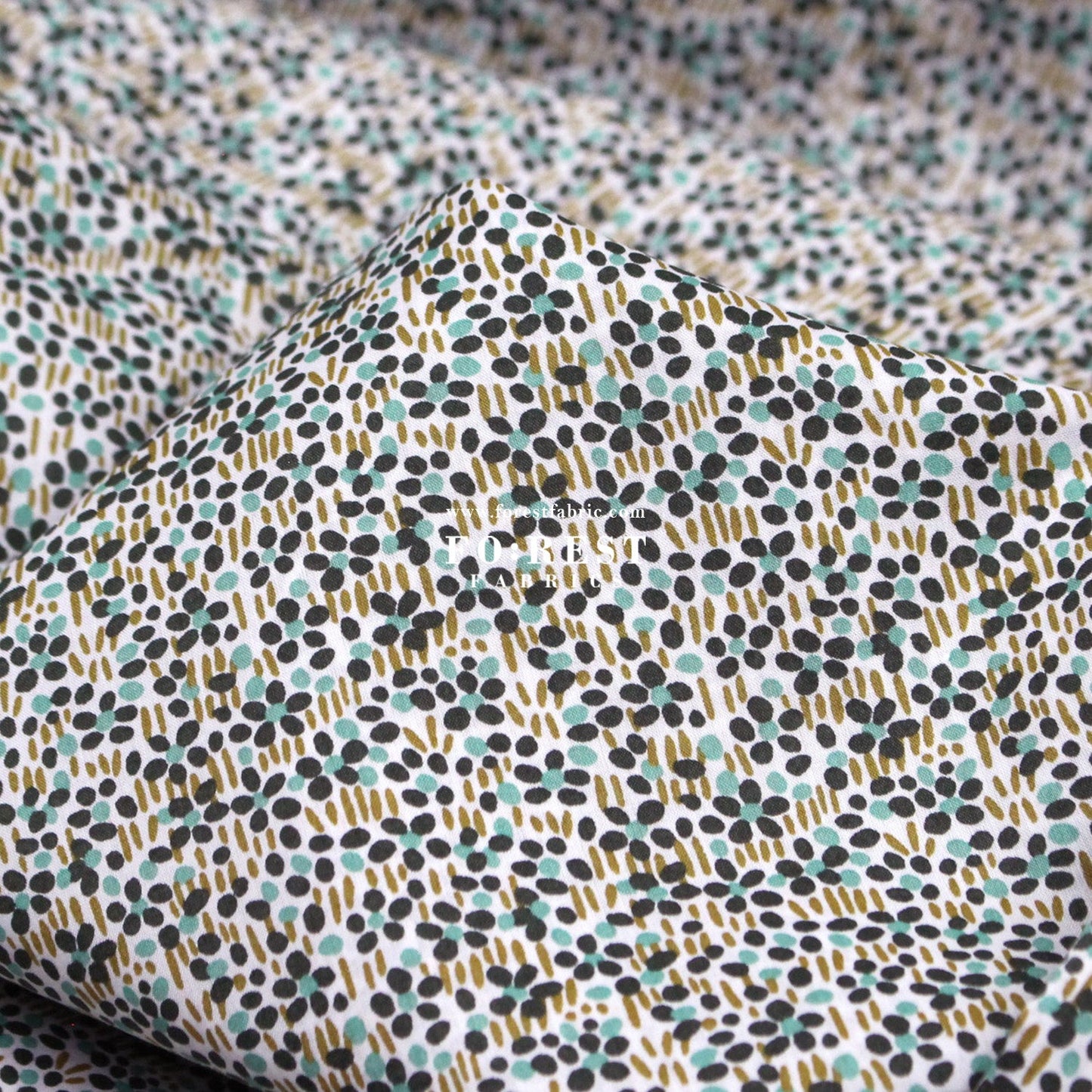 Liberty of London (Cotton Tana Lawn Fabric) - Walter’s Meadow - FO:REST Fabric 布恩堂Liberty fabrictana lawnjapanese fabricykk zipper