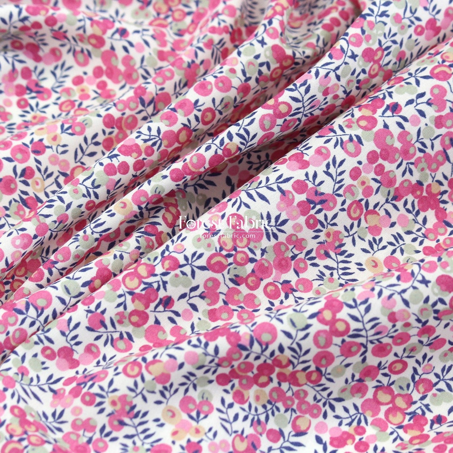 Liberty of London (Cotton Tana Lawn Fabric) - Wiltshire Bud - FO:REST Fabric 布恩堂Liberty fabrictana lawnjapanese fabricykk zipper