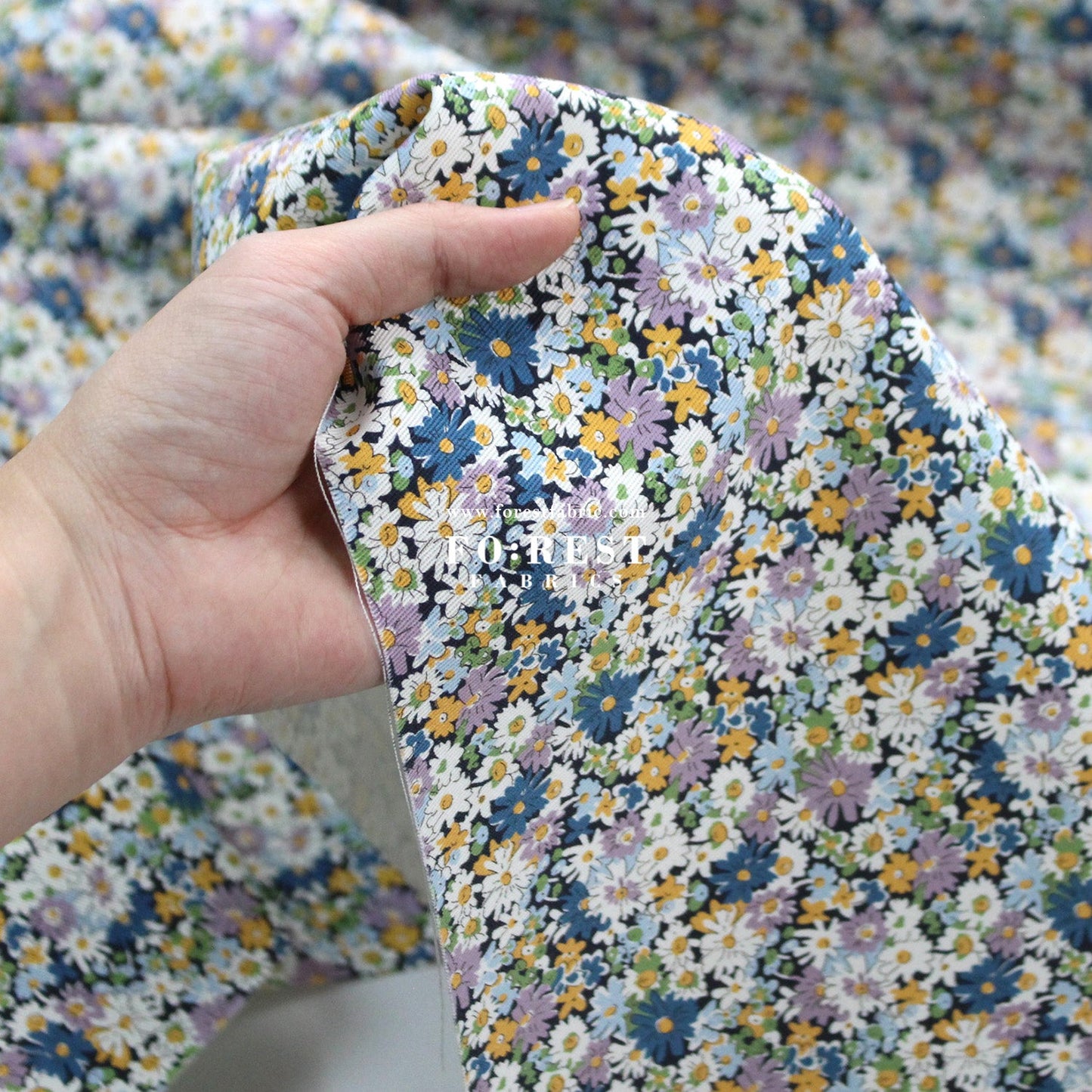 Liberty of London (Cotton Twill Fabric) - Libby - FO:REST Fabric 布恩堂Liberty fabrictana lawnjapanese fabricykk zipper