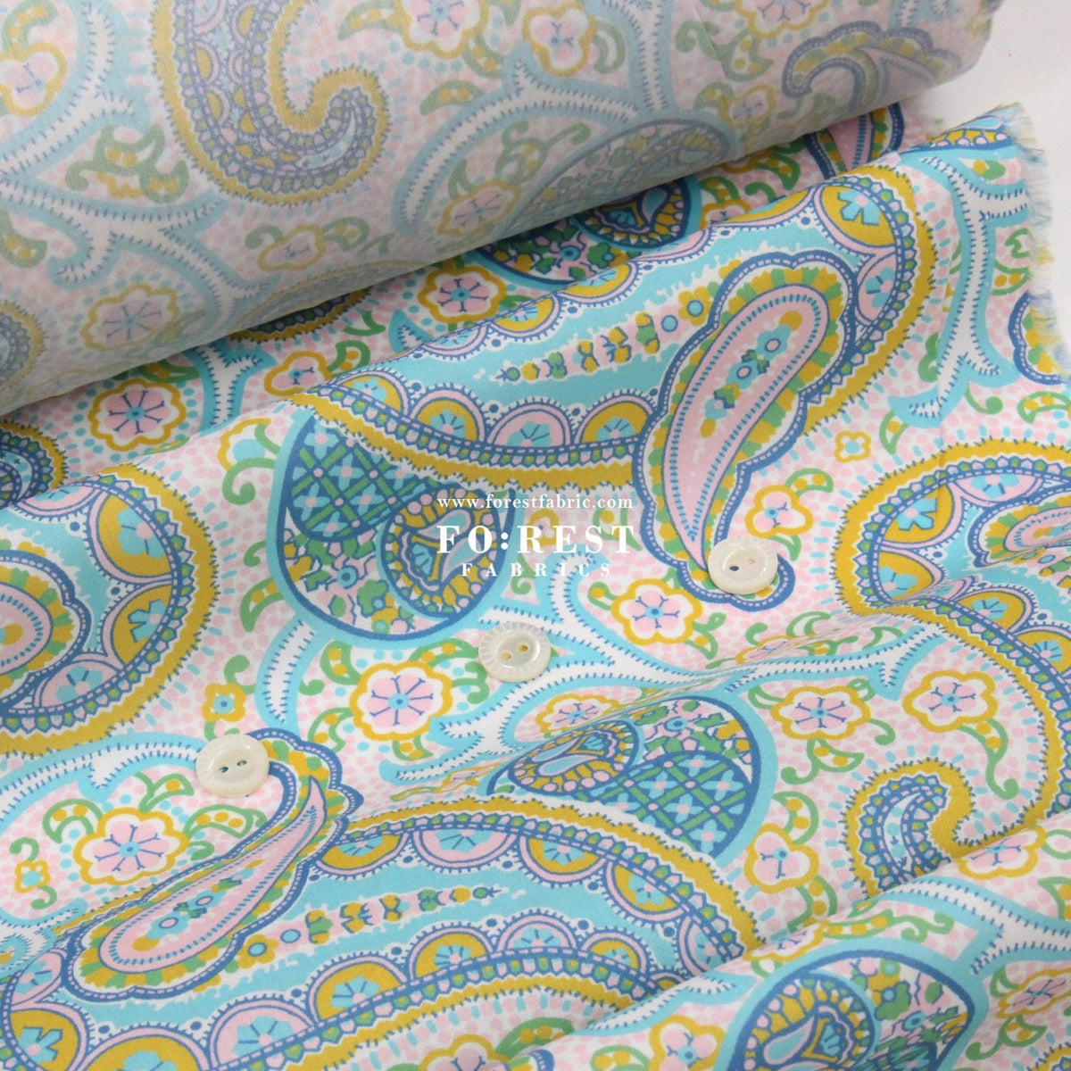 Liberty of London (Organic Fabric) - Pasha's Paisley Green - FO:REST Fabric 布恩堂Liberty fabrictana lawnjapanese fabricykk zipper
