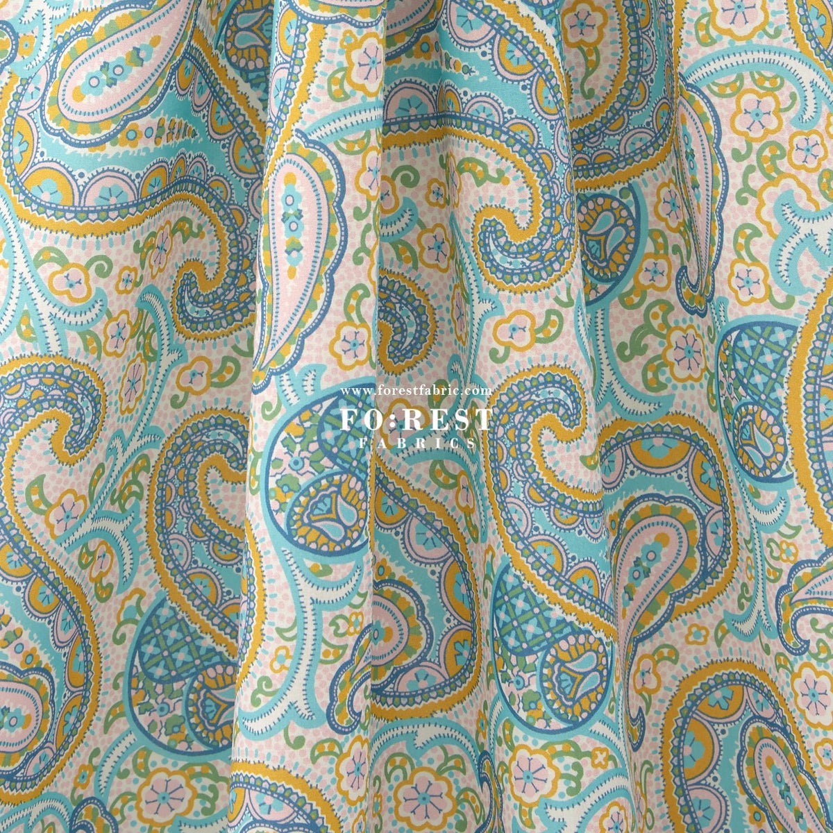 Liberty of London (Organic Fabric) - Pasha's Paisley Green - FO:REST Fabric 布恩堂Liberty fabrictana lawnjapanese fabricykk zipper