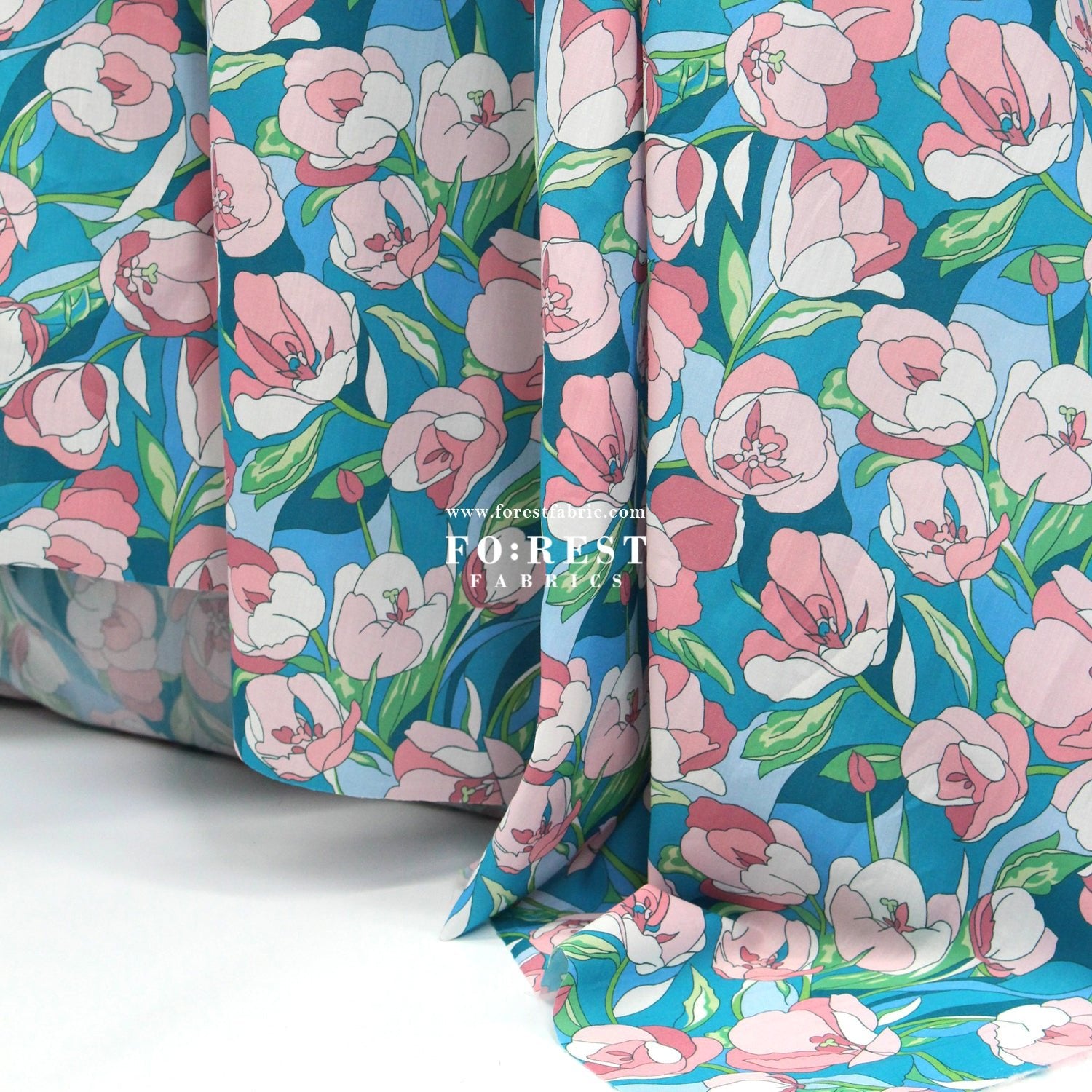 Liberty of London (Organic Tana Lawn Cotton Fabric) - Alberta Tulip C - FO:REST Fabric 布恩堂Liberty fabrictana lawnjapanese fabricykk zipper
