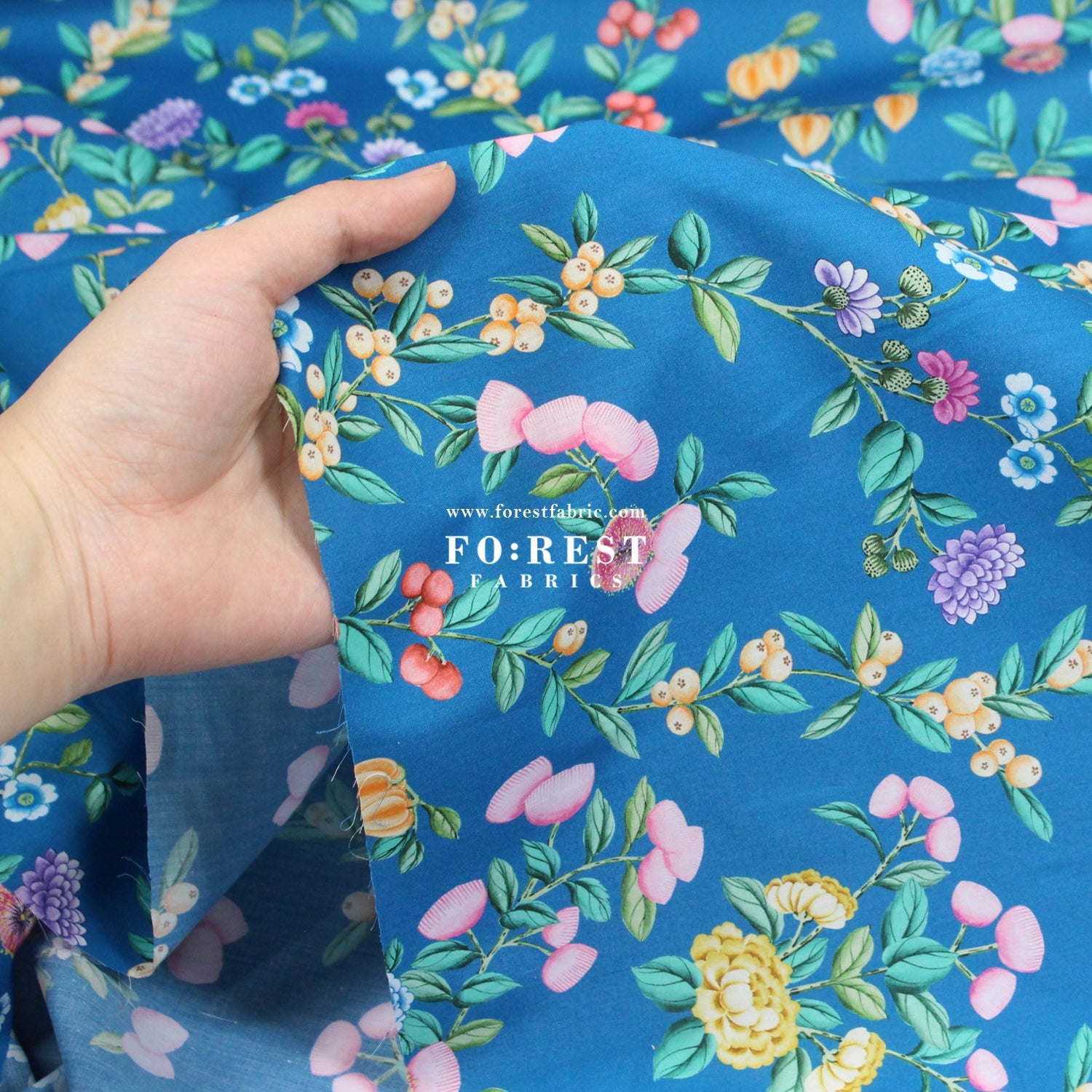 Liberty of London (Organic Tana Lawn Cotton Fabric) - Eastern Trellis C - FO:REST Fabric 布恩堂Liberty fabrictana lawnjapanese fabricykk zipper