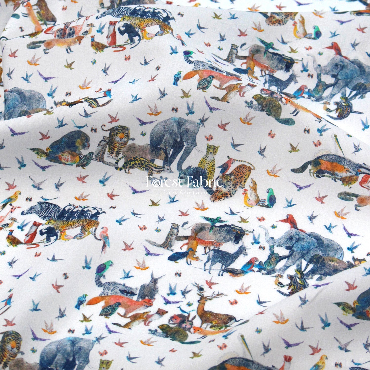 Liberty of London (Organic Tana Lawn Cotton Fabric) - Jungle Crumble A - FO:REST Fabric 布恩堂Liberty fabrictana lawnjapanese fabricykk zipper