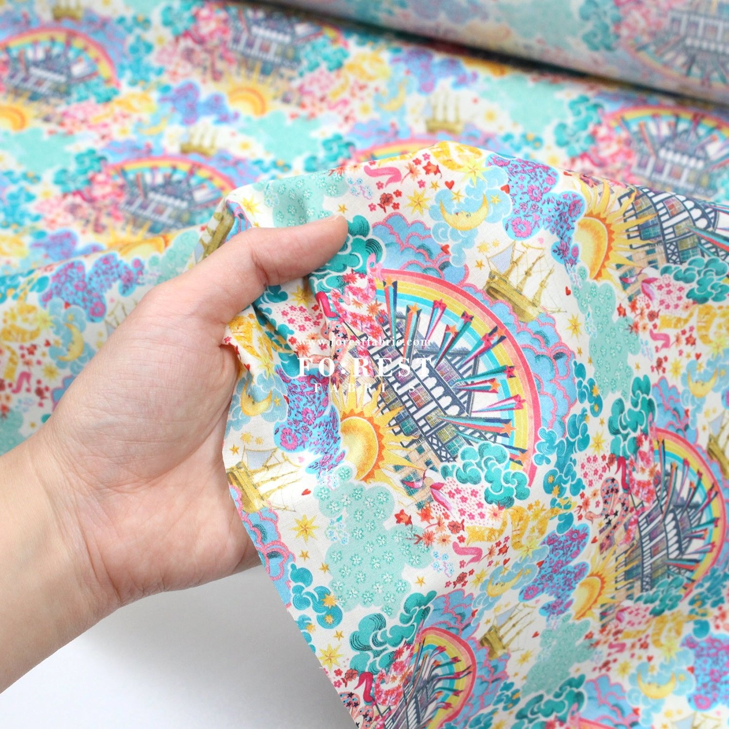 Liberty of London (Organic Tana Lawn Cotton Fabric) - Tudor Dream B - FO:REST Fabric 布恩堂Liberty fabrictana lawnjapanese fabricykk zipper