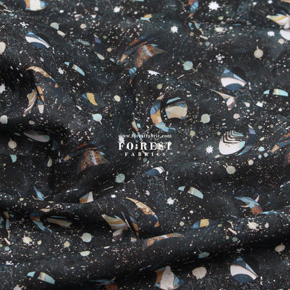 Liberty of London (Organic Tana Lawn Cotton Fabric) - What Lies Beyond - FO:REST Fabric 布恩堂Liberty fabrictana lawnjapanese fabricykk zipper