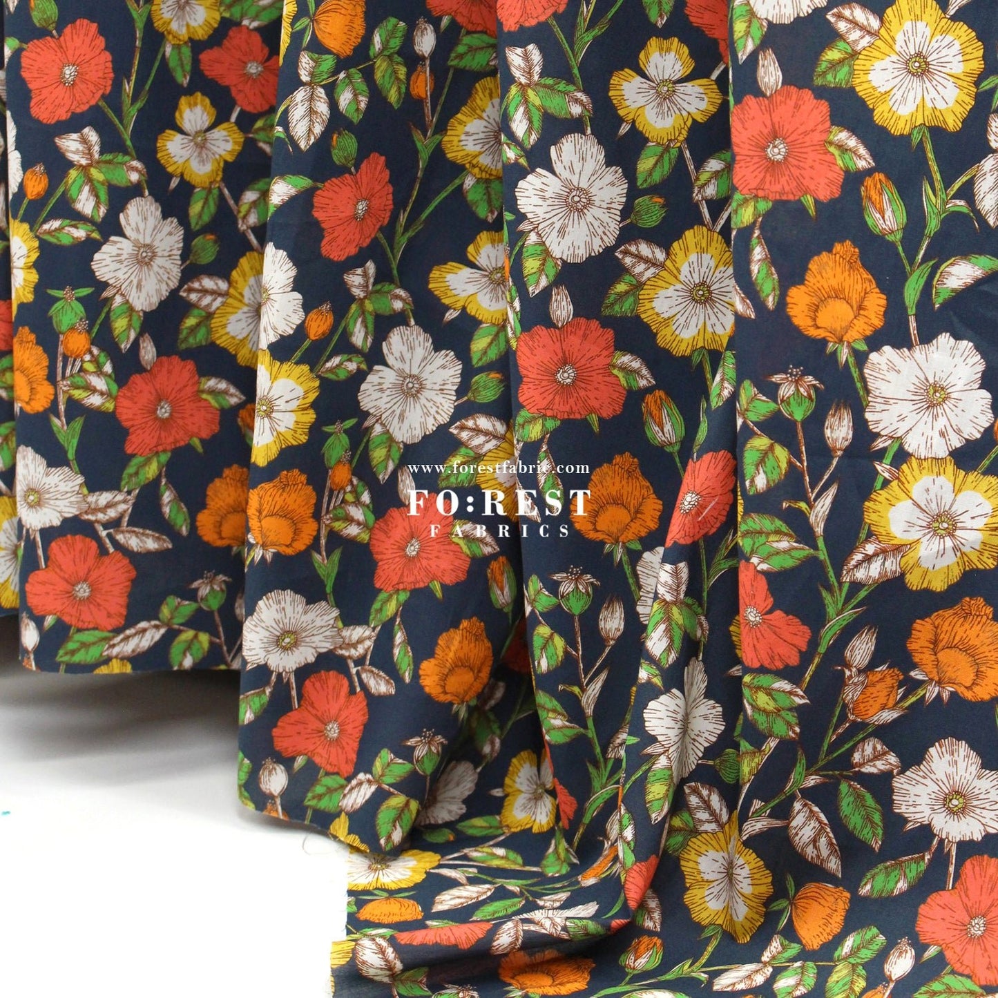 Liberty of London (Organic Tana Lawn Cotton Fabric) - Wild Petals C - FO:REST Fabric 布恩堂Liberty fabrictana lawnjapanese fabricykk zipper