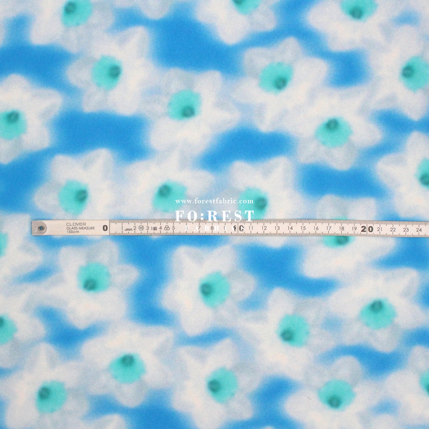Liberty of London (Silk Crepe de Chine) - Daffodil Dream - FO:REST Fabric 布恩堂Liberty fabrictana lawnjapanese fabricykk zipper
