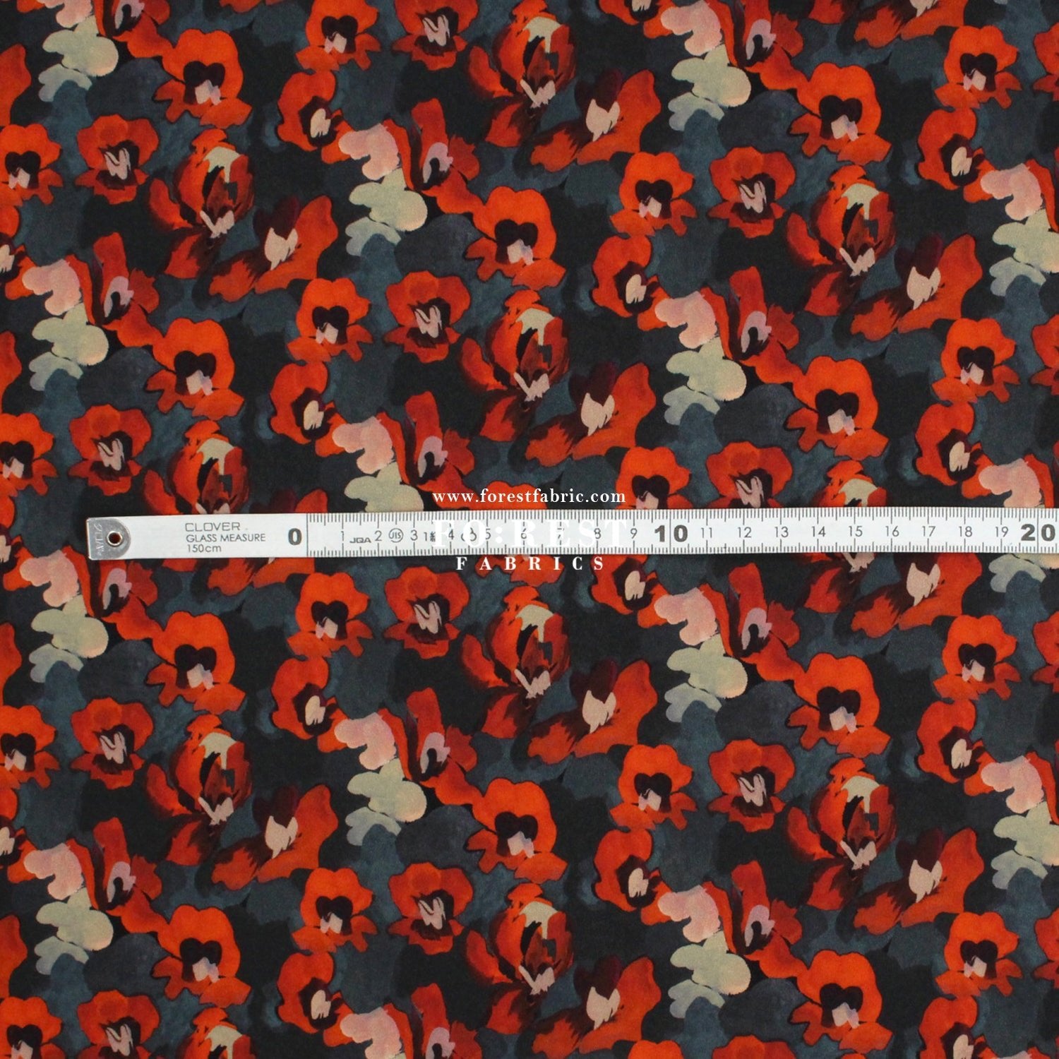 Liberty of London (Silk Crepe de Chine) - Jemma Rosa fabric - FO:REST Fabric 布恩堂Liberty fabrictana lawnjapanese fabricykk zipper