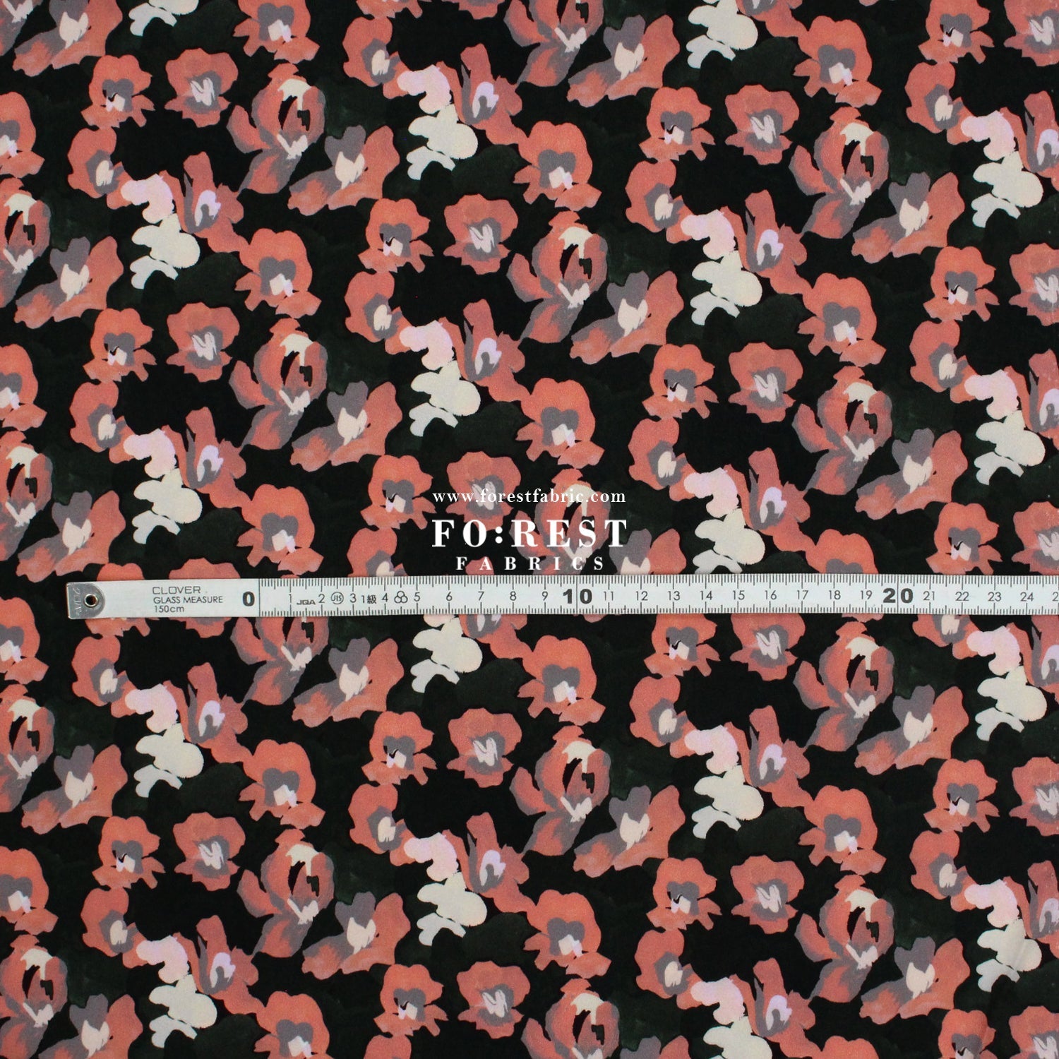 Liberty of London (Silk Crepe de Chine) - Jemma Rosa fabric - FO:REST Fabric 布恩堂Liberty fabrictana lawnjapanese fabricykk zipper