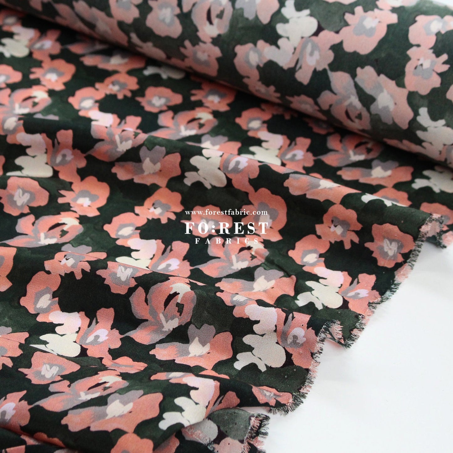 Liberty of London (Silk Crepe de Chine) - Jemma Rosa fabric - FO:REST Fabric 布恩堂Liberty fabrictana lawnjapanese fabricykk zipper