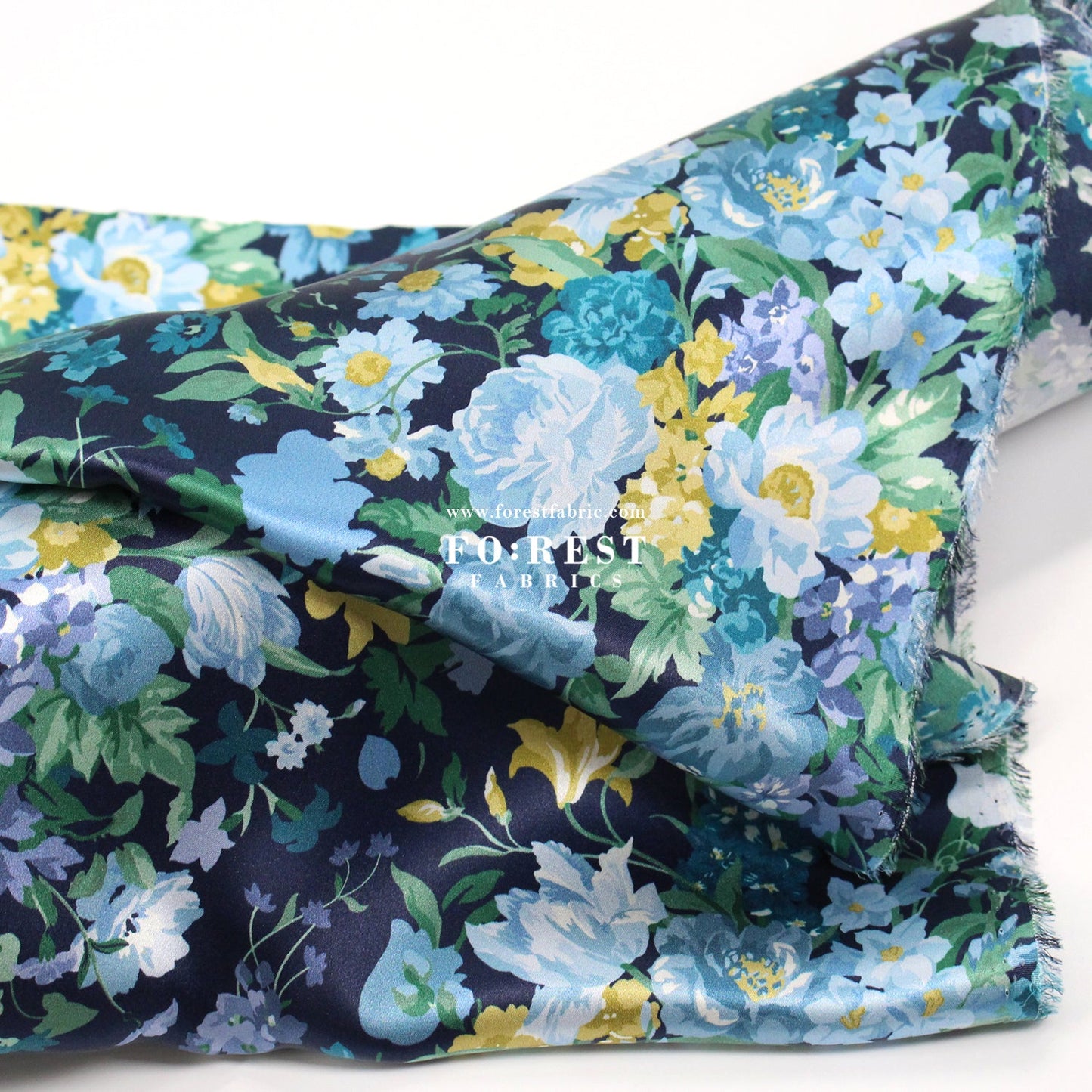 Liberty of London (Silk Satin) - Bouquet Carnival - FO:REST Fabric 布恩堂Liberty fabrictana lawnjapanese fabricykk zipper