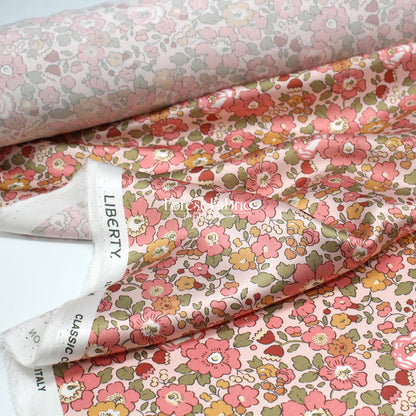 Liberty of London (Silk Satin fabric) - Betsy Field - FO:REST Fabric 布恩堂Liberty fabric#tana lawn#japanese fabric#ykk zipper#