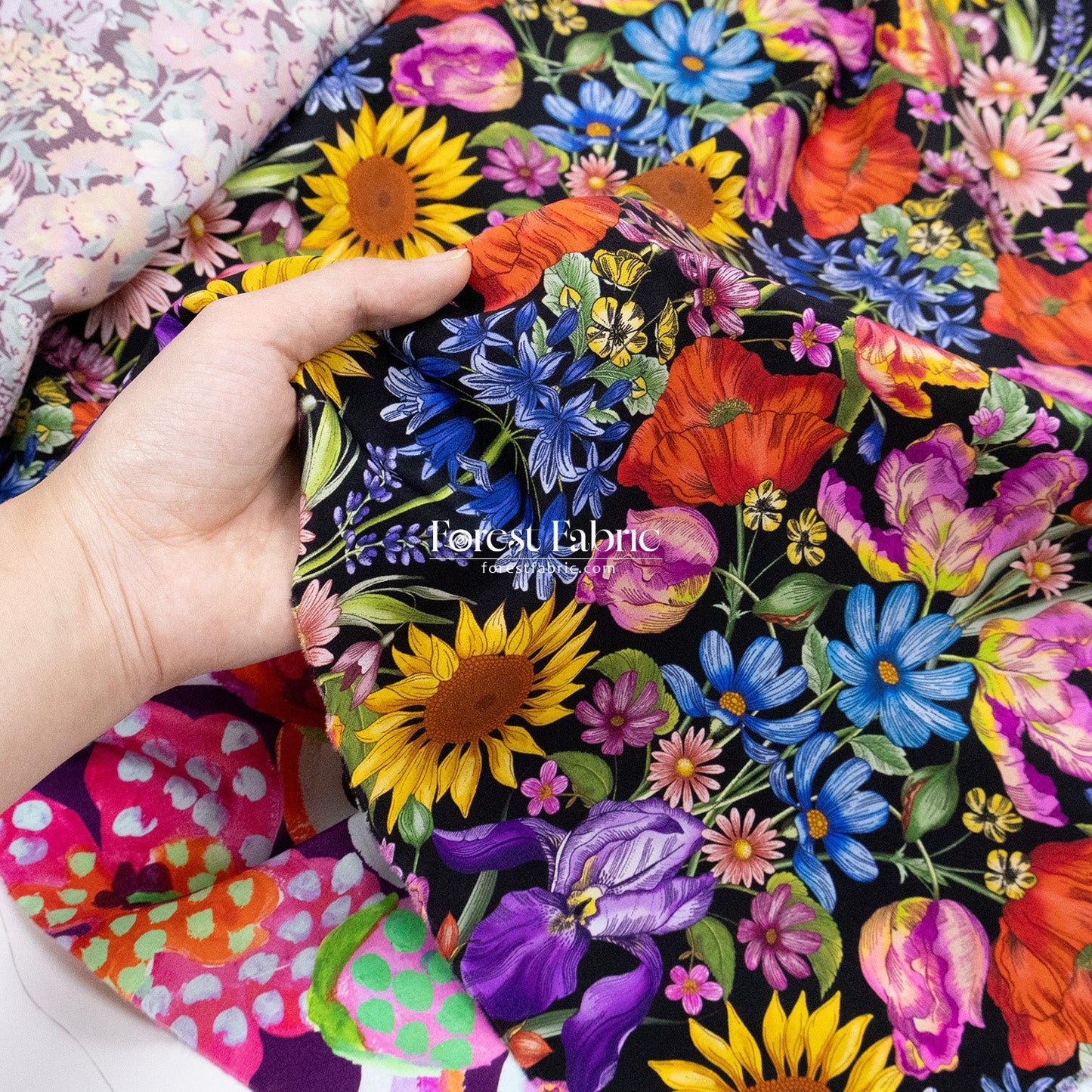 Liberty of London (Silk Satin fabric) - Floral Muse - FO:REST Fabric 布恩堂Liberty fabrictana lawnjapanese fabricykk zipper