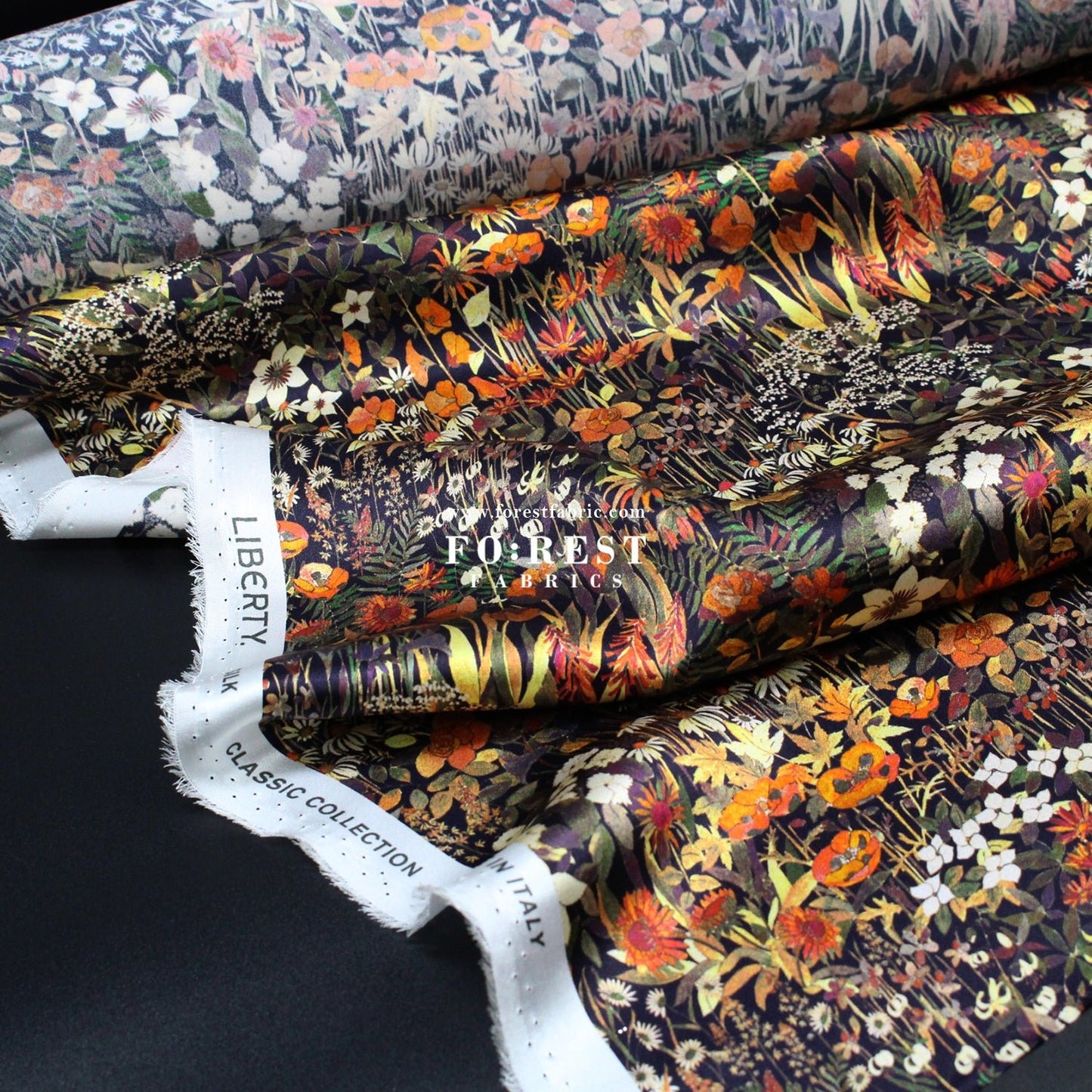 Liberty of London (Silk Satin) - Faria Flowers fabric - FO:REST Fabric 布恩堂Liberty fabrictana lawnjapanese fabricykk zipper