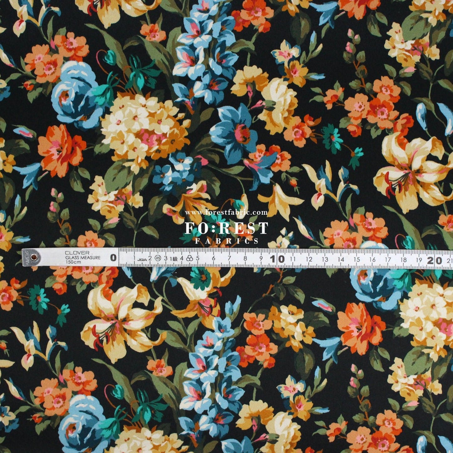 Liberty of London (Silk Satin) - Momtague mews fabric - FO:REST Fabric 布恩堂Liberty fabrictana lawnjapanese fabricykk zipper