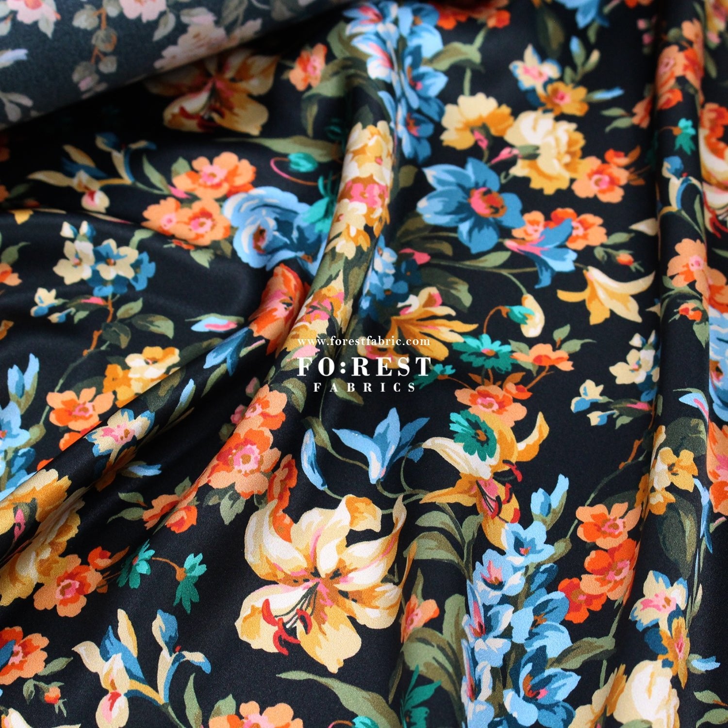 Liberty of London (Silk Satin) - Momtague mews fabric - FO:REST Fabric 布恩堂Liberty fabrictana lawnjapanese fabricykk zipper