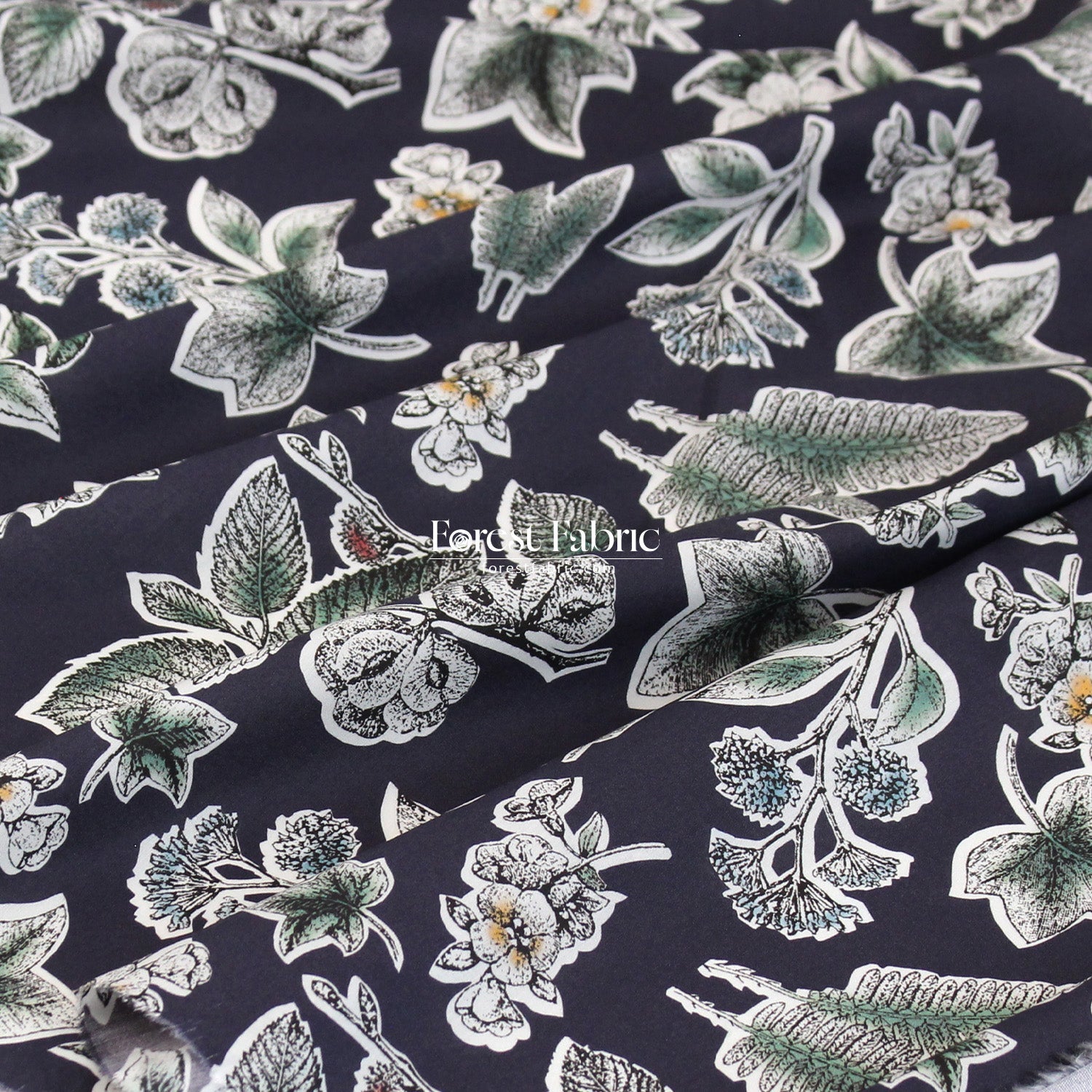 Liberty of London (Tana Lawn™ Cotton Fabric) - Allder Botanical - FO:REST Fabric 布恩堂Liberty fabrictana lawnjapanese fabricykk zipper