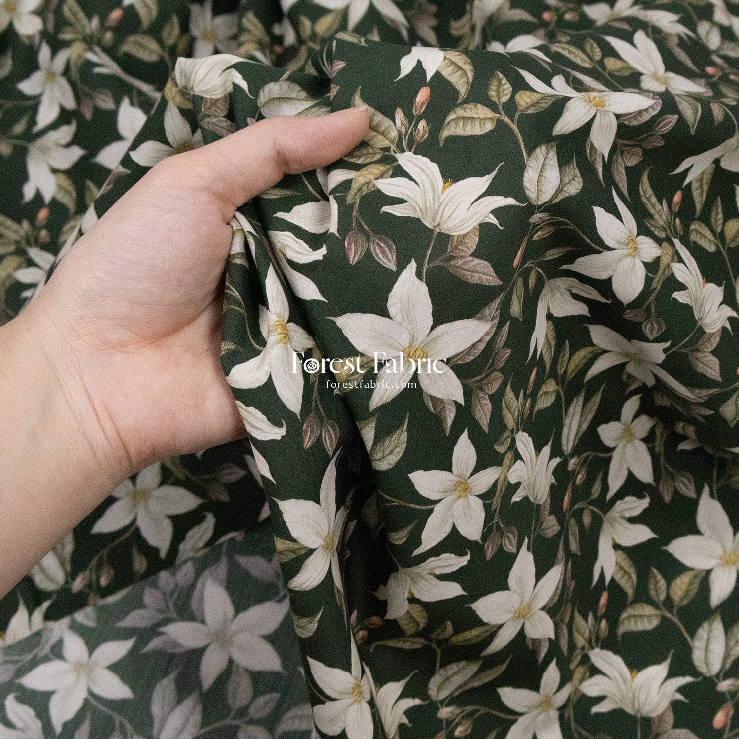 Liberty of London (Tana Lawn™ Cotton Fabric) - AVA Fleur - FO:REST Fabric 布恩堂Liberty fabrictana lawnjapanese fabricykk zipper