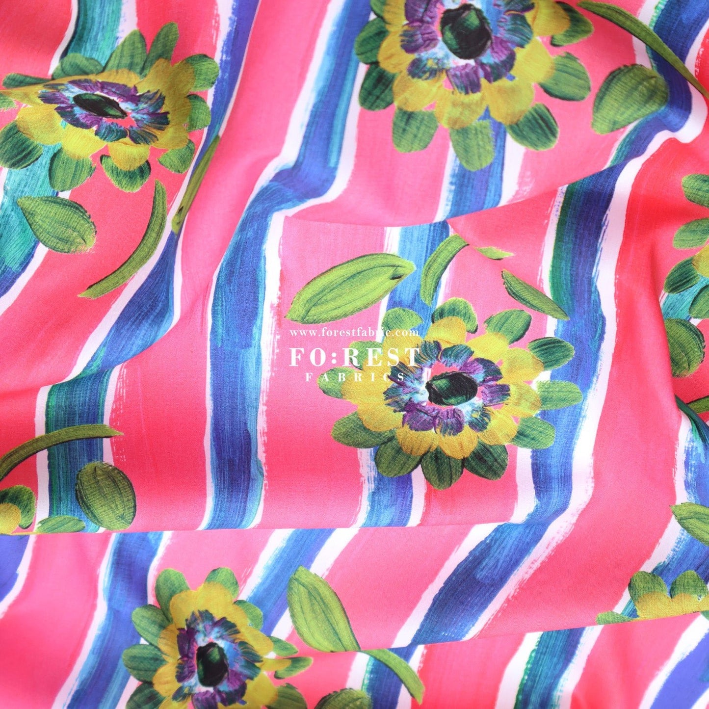 Liberty of London (Tana Lawn™ Cotton Fabric) - Beau - FO:REST Fabric 布恩堂Liberty fabrictana lawnjapanese fabricykk zipper