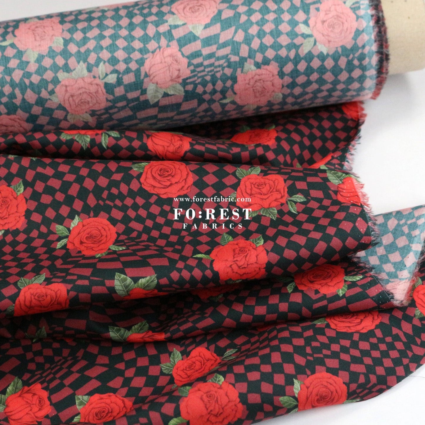 Liberty of London (Tana Lawn® Cotton Fabric) - Chequered Rose - FO:REST Fabric 布恩堂Liberty fabrictana lawnjapanese fabricykk zipper