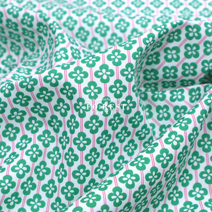 Liberty of London (Tana Lawn™ Cotton Fabric) - Clover Fiflds - FO:REST Fabric 布恩堂Liberty fabrictana lawnjapanese fabricykk zipper