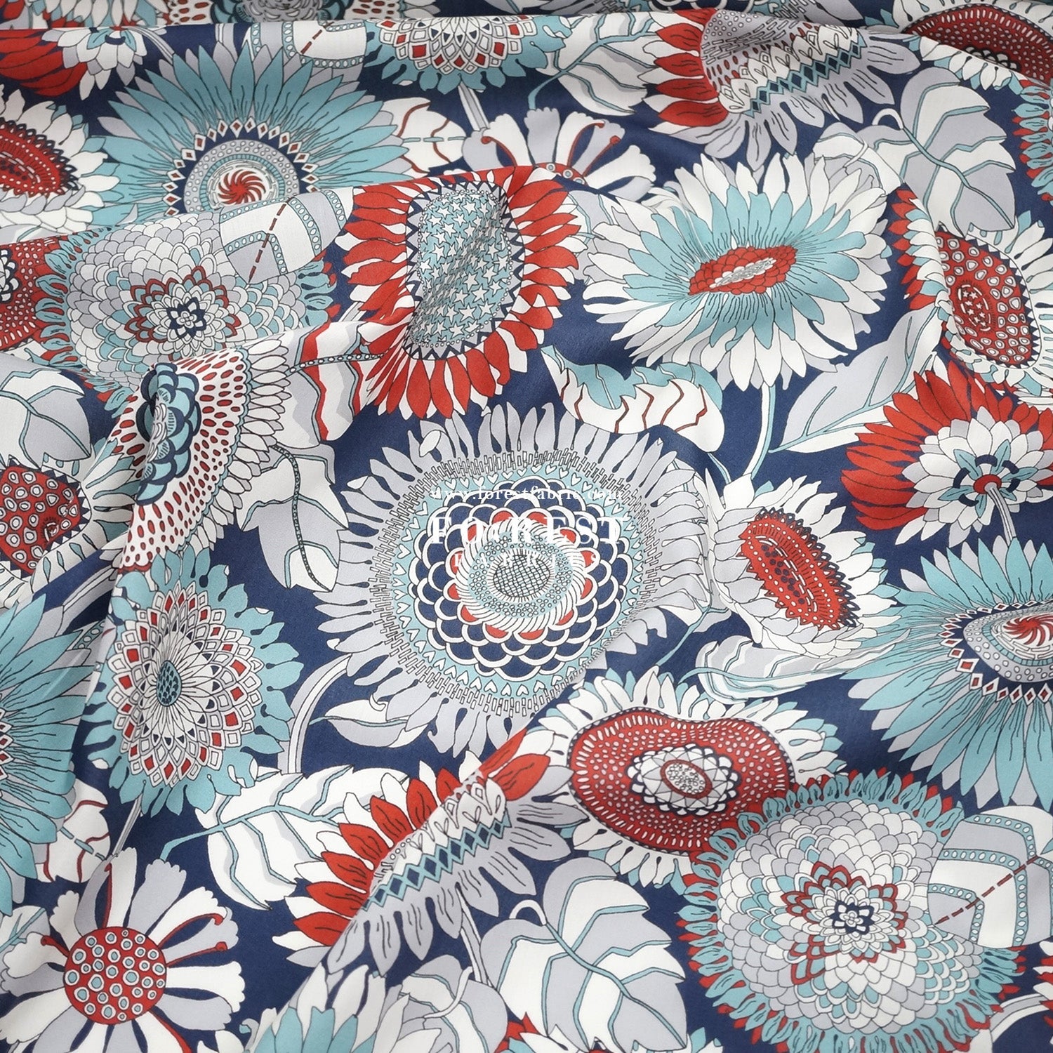 Liberty of London (Tana Lawn™ Cotton Fabric) - Dusk - FO:REST Fabric 布恩堂Liberty fabrictana lawnjapanese fabricykk zipper