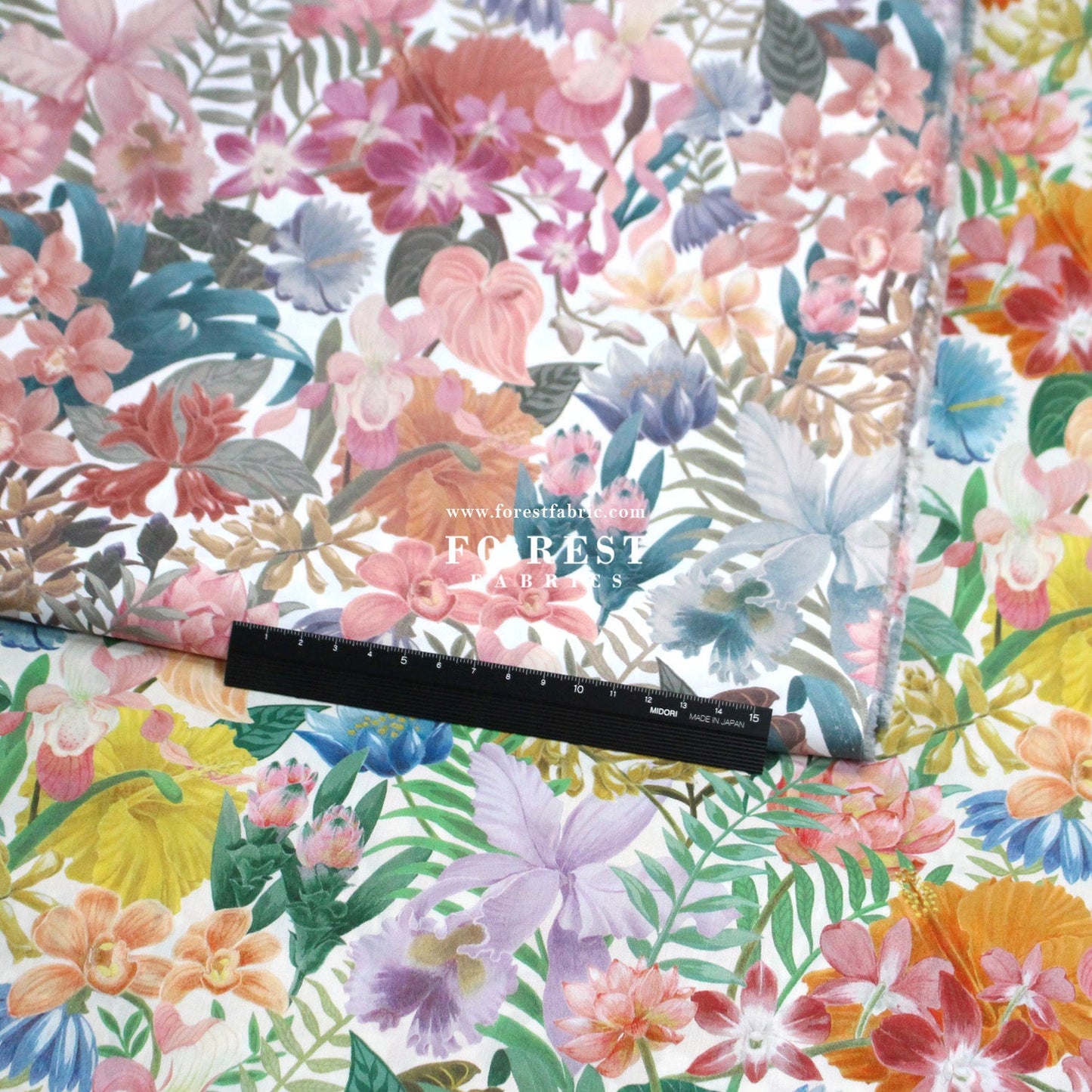 Liberty of London (Tana Lawn™ Cotton Fabric) - Greenhouse Tropic - FO:REST Fabric 布恩堂Liberty fabrictana lawnjapanese fabricykk zipper