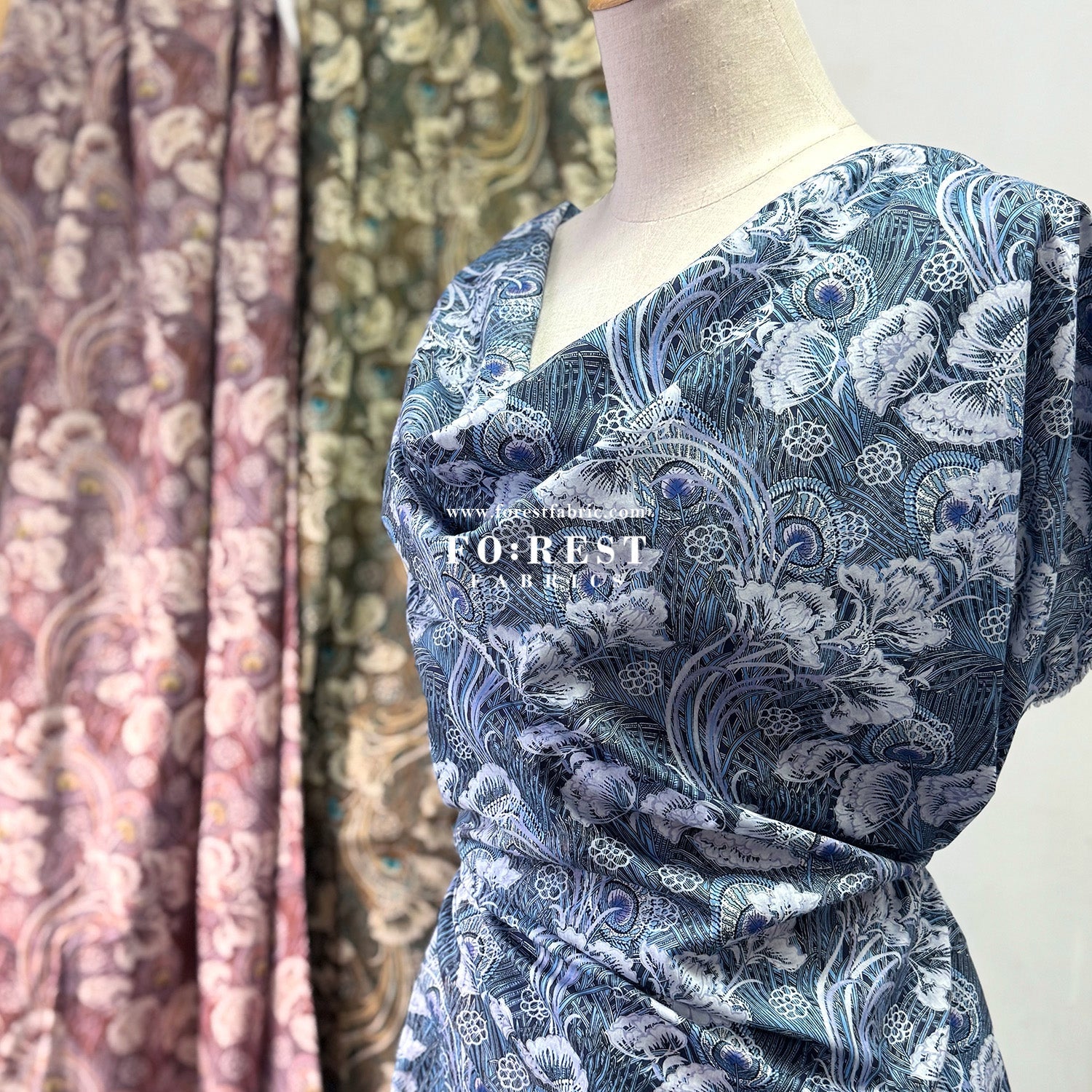 Liberty of London (Tana Lawn™ Cotton Fabric) - Hera Hana - FO:REST Fabric 布恩堂Liberty fabrictana lawnjapanese fabricykk zipper