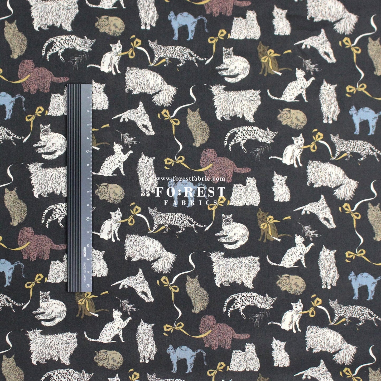 Liberty of London (Tana Lawn™ Cotton Fabric) - Koh & Eito cats - FO:REST Fabric 布恩堂Liberty fabrictana lawnjapanese fabricykk zipper
